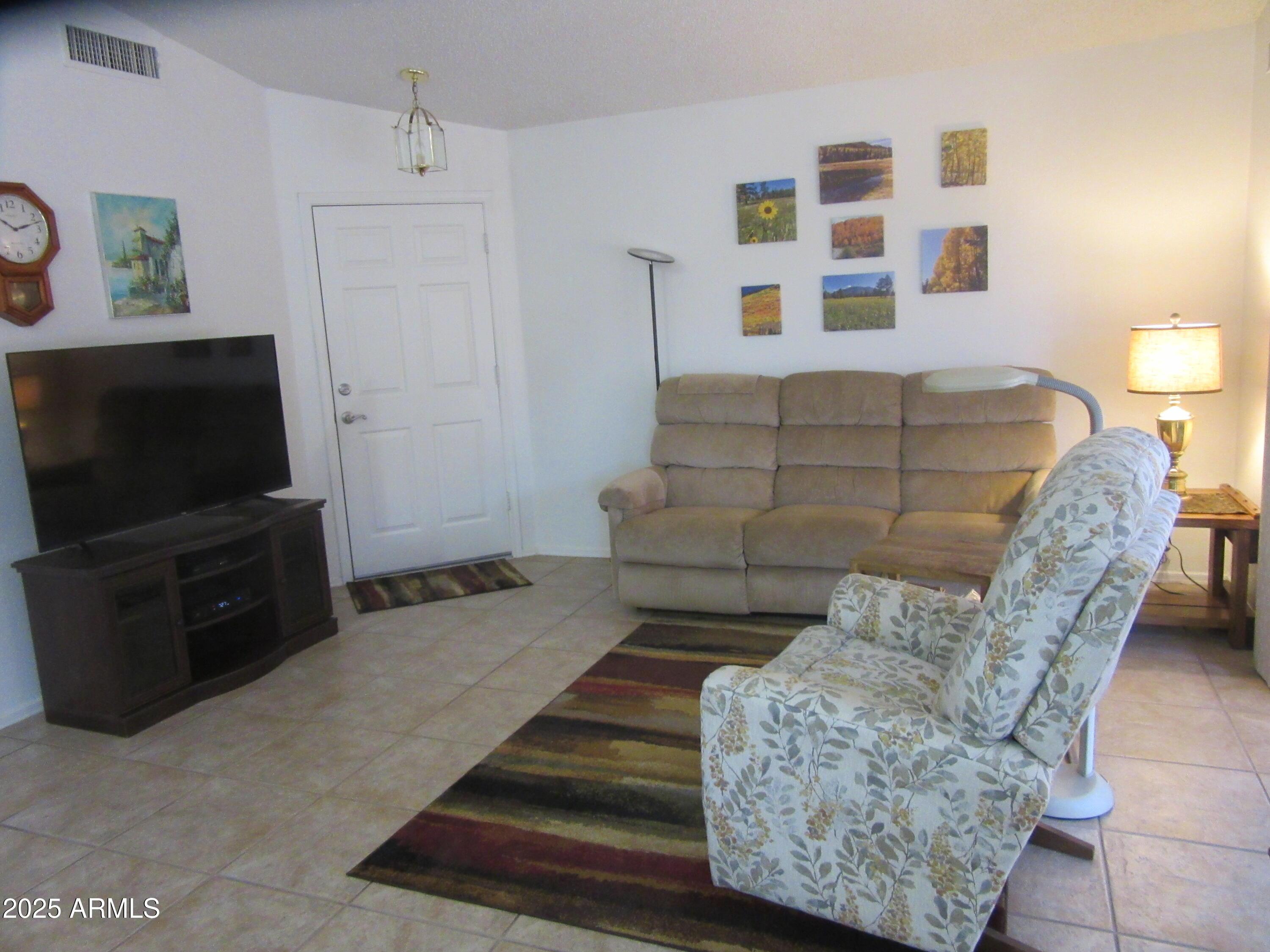 Photo #4