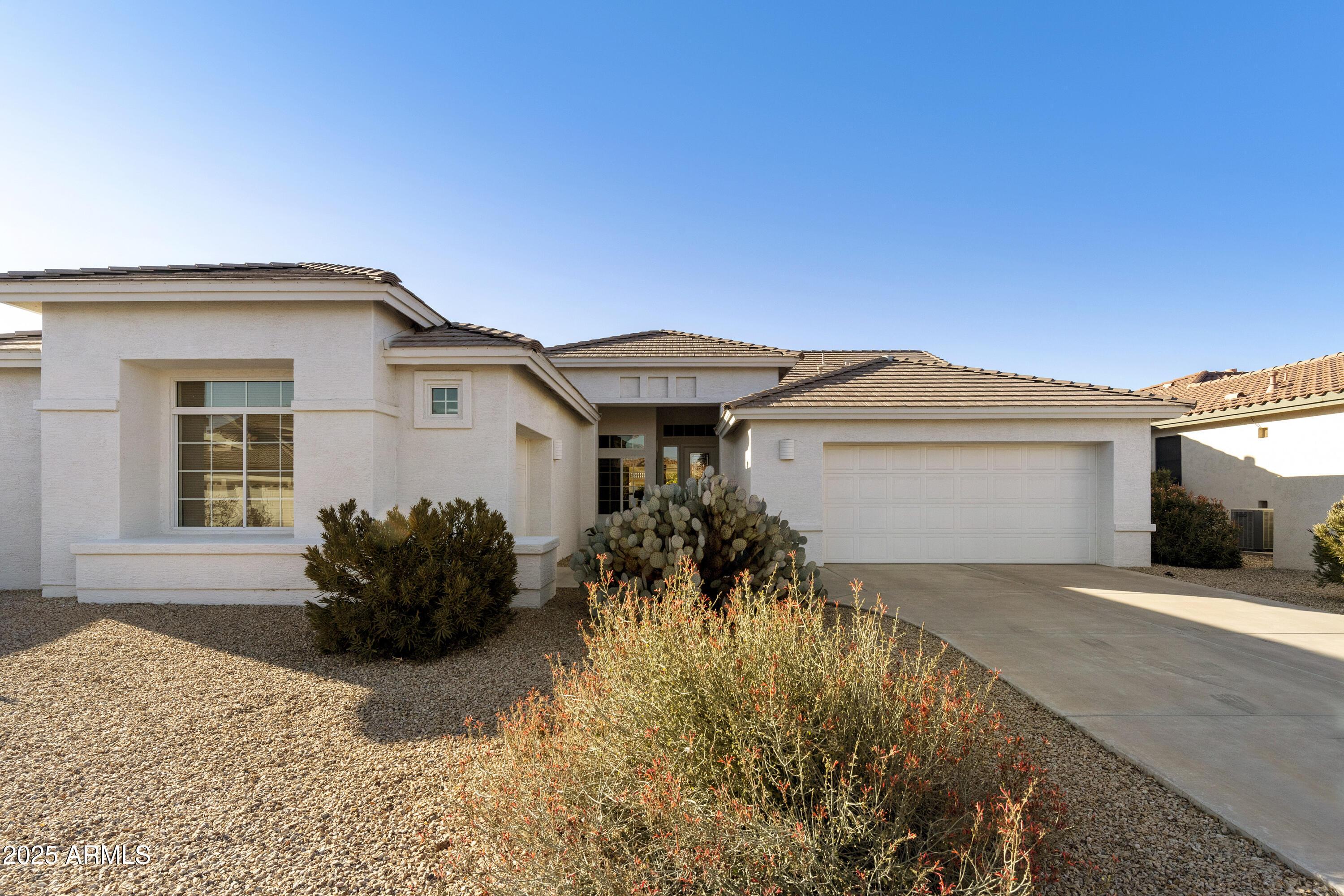 Photo one of 9323 E Arrowvale Dr Sun Lakes AZ 85248 | MLS 6805225