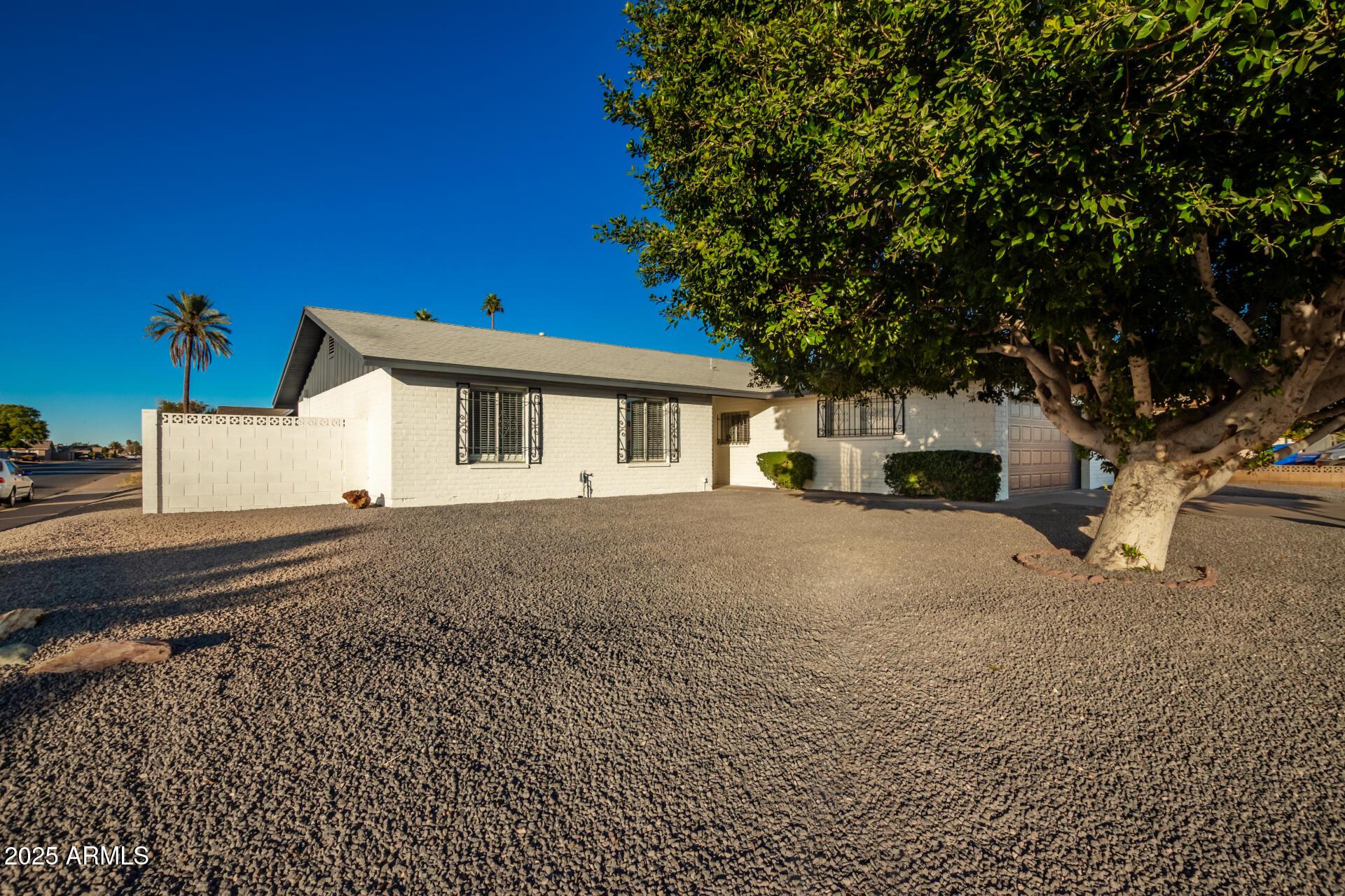 Photo one of 3250 W Mercer N Ln Phoenix AZ 85029 | MLS 6805621