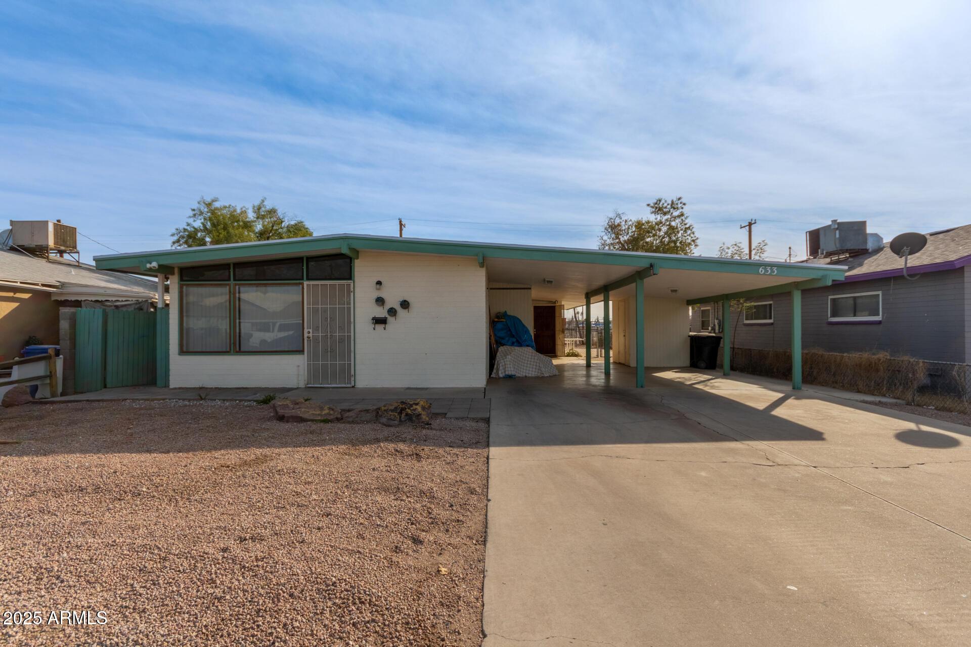 Photo one of 633 W 1St St Mesa AZ 85201 | MLS 6810122