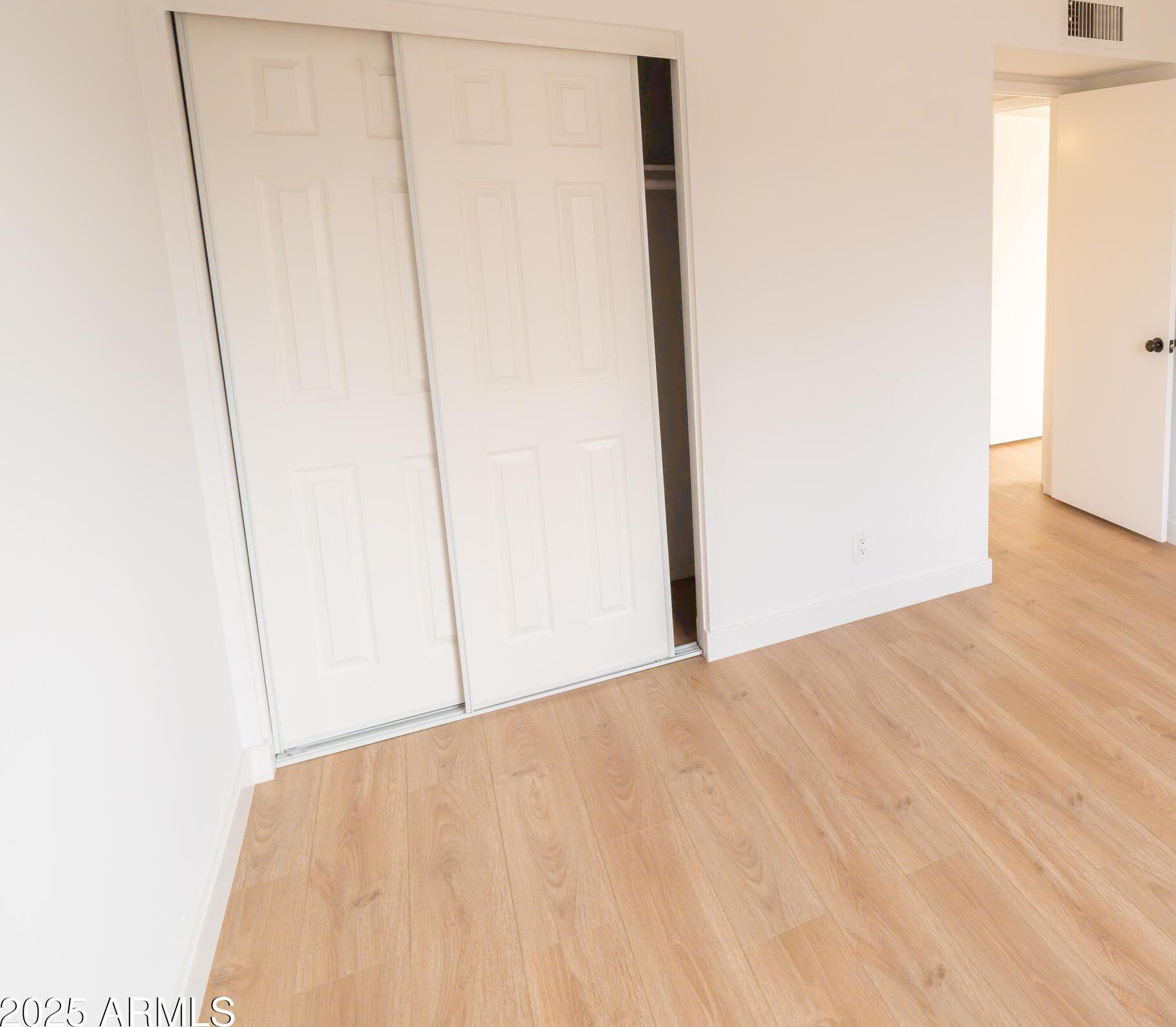 Photo #28