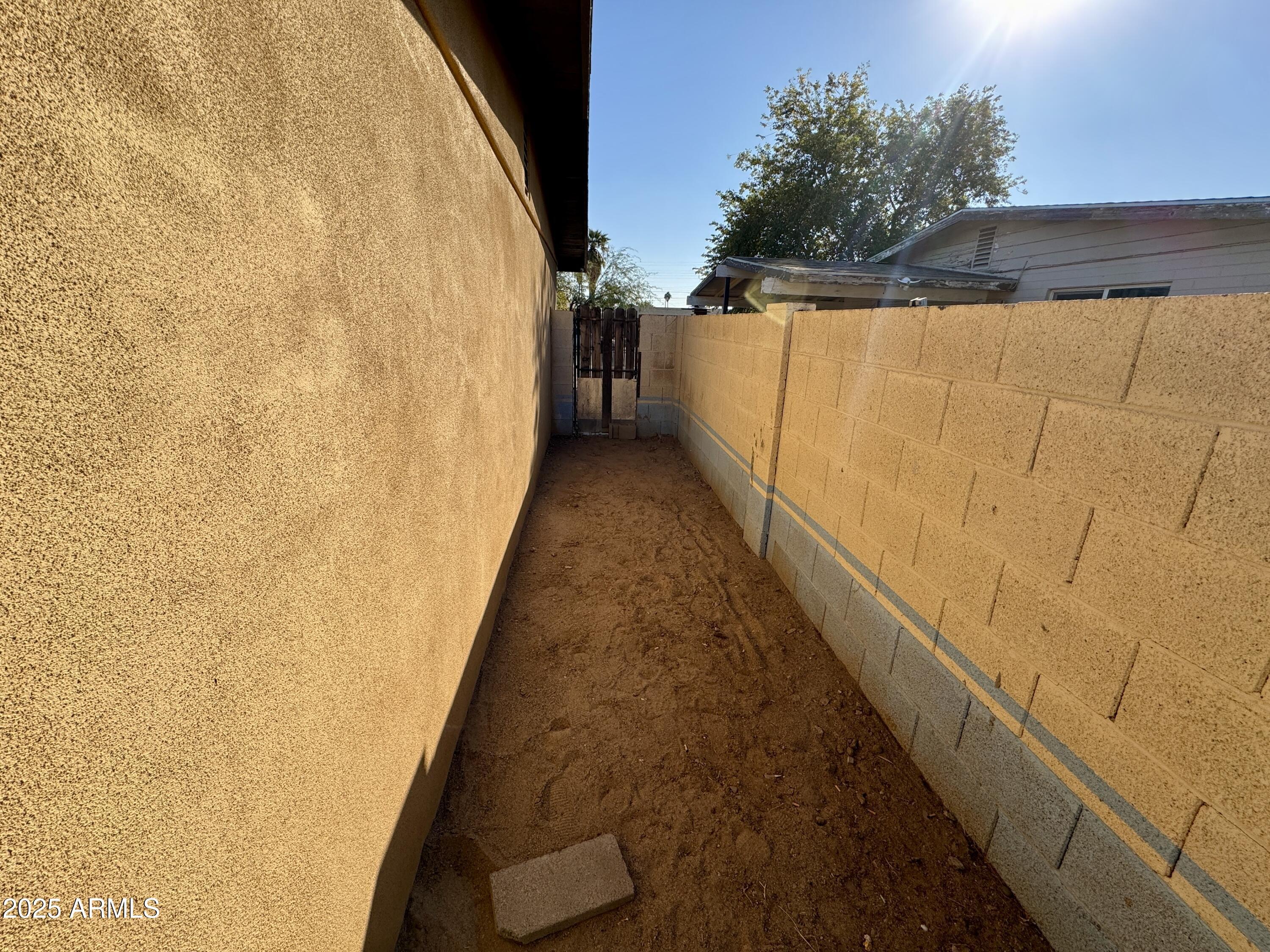 Photo #33