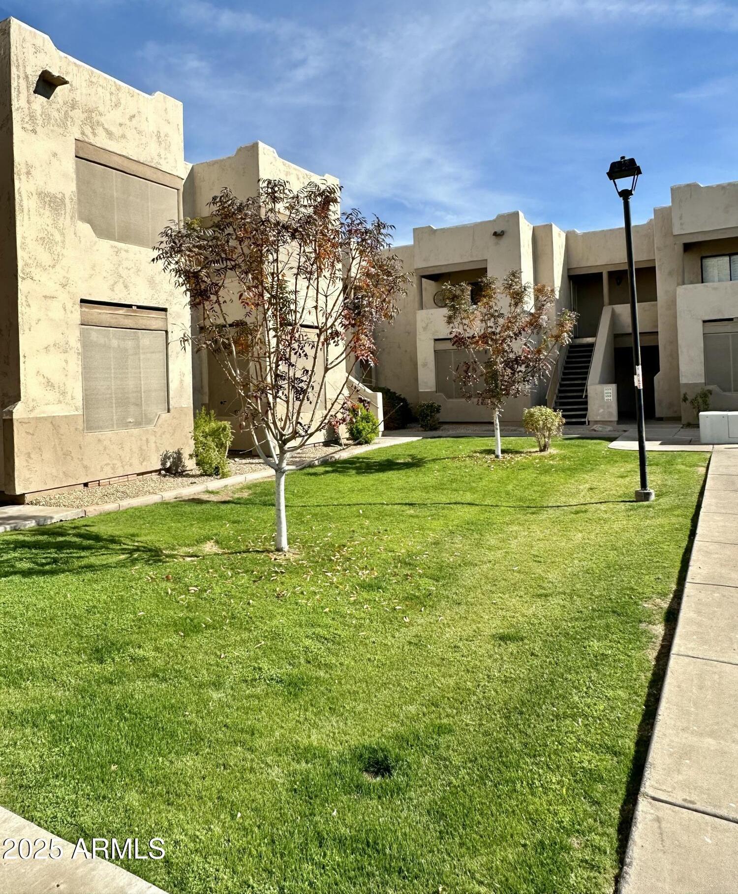 Photo one of 5035 N 17Th Ave # 206 Phoenix AZ 85015 | MLS 6812958