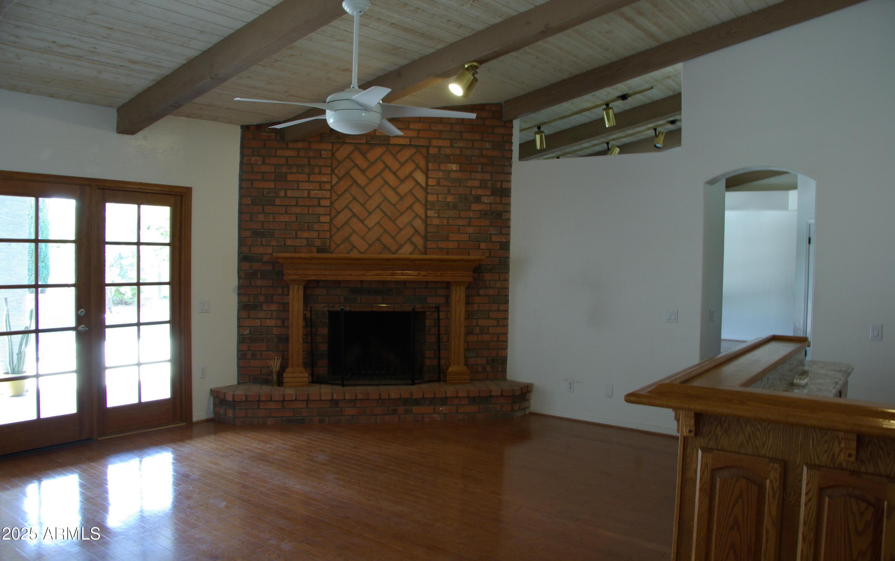 Photo #8