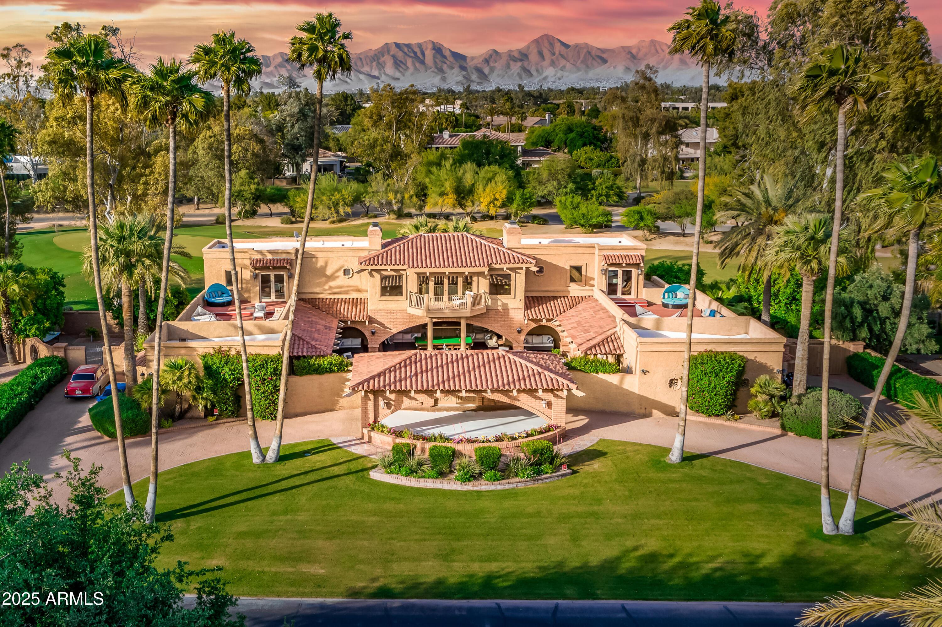 Photo one of 7155 E Oakmont Dr Paradise Valley AZ 85253 | MLS 6817605