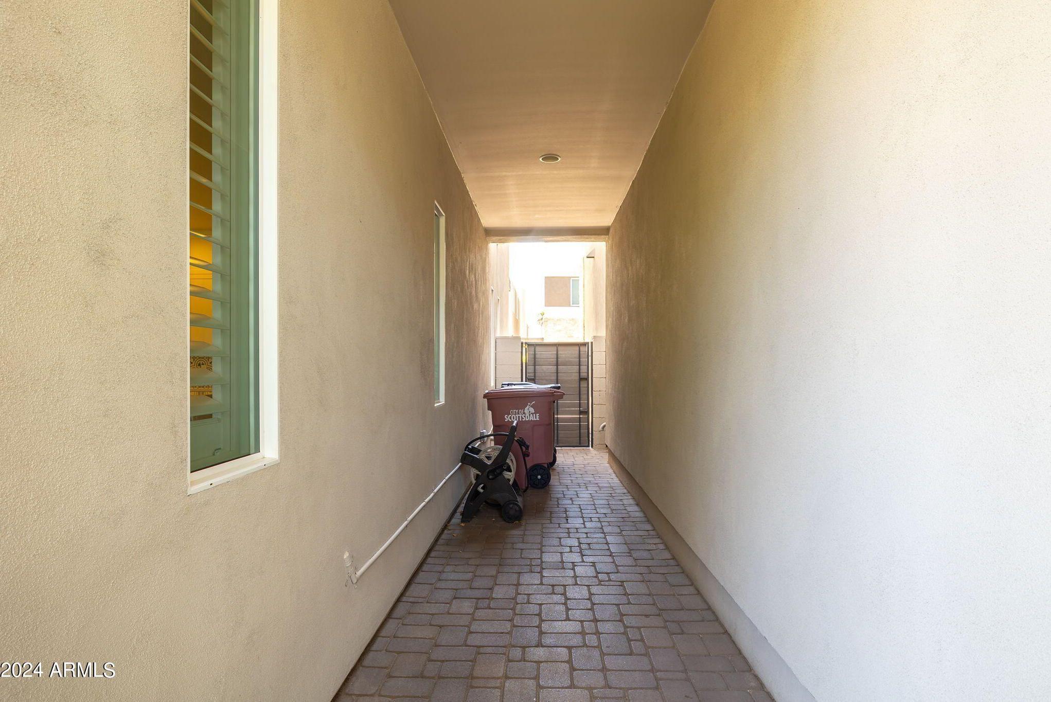 Photo #42
