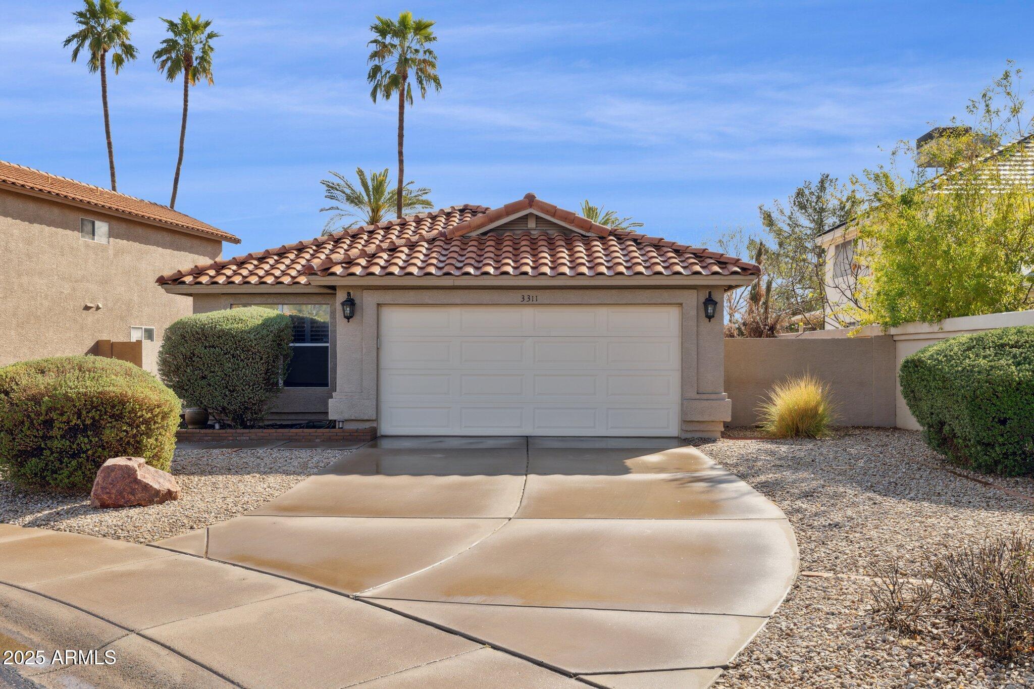 Photo one of 3311 W Baylor Ln Chandler AZ 85226 | MLS 6821001