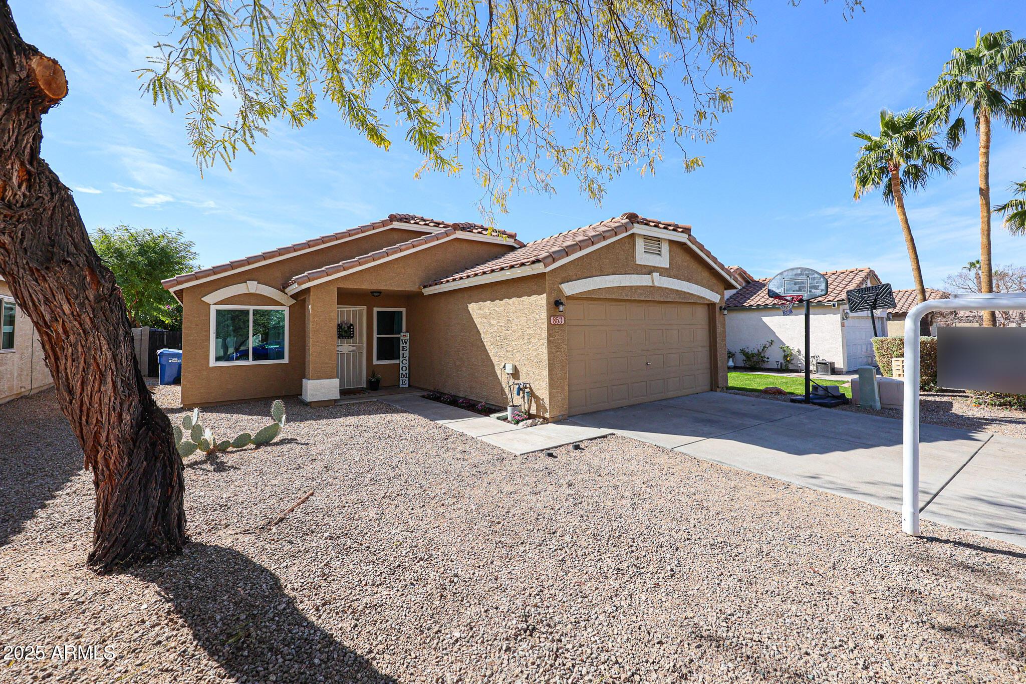 Photo one of 853 E Ross Ave Phoenix AZ 85024 | MLS 6821048