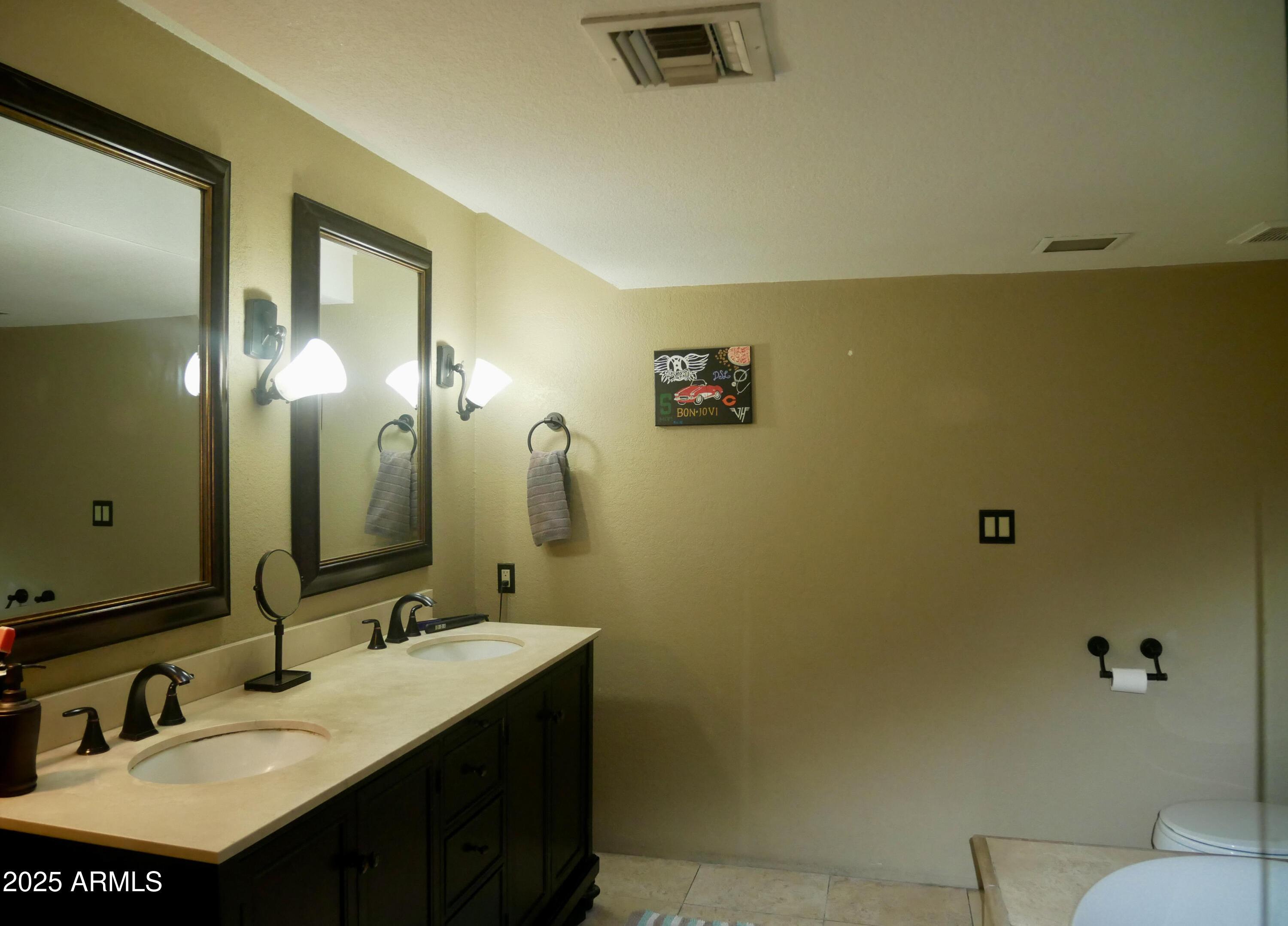 Photo #28