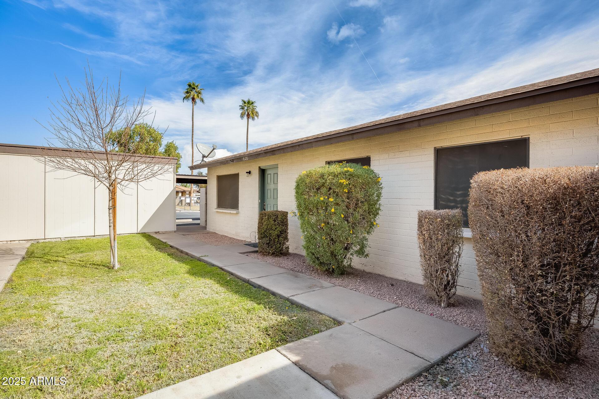 Photo one of 828 W Laguna Dr Tempe AZ 85282 | MLS 6822352