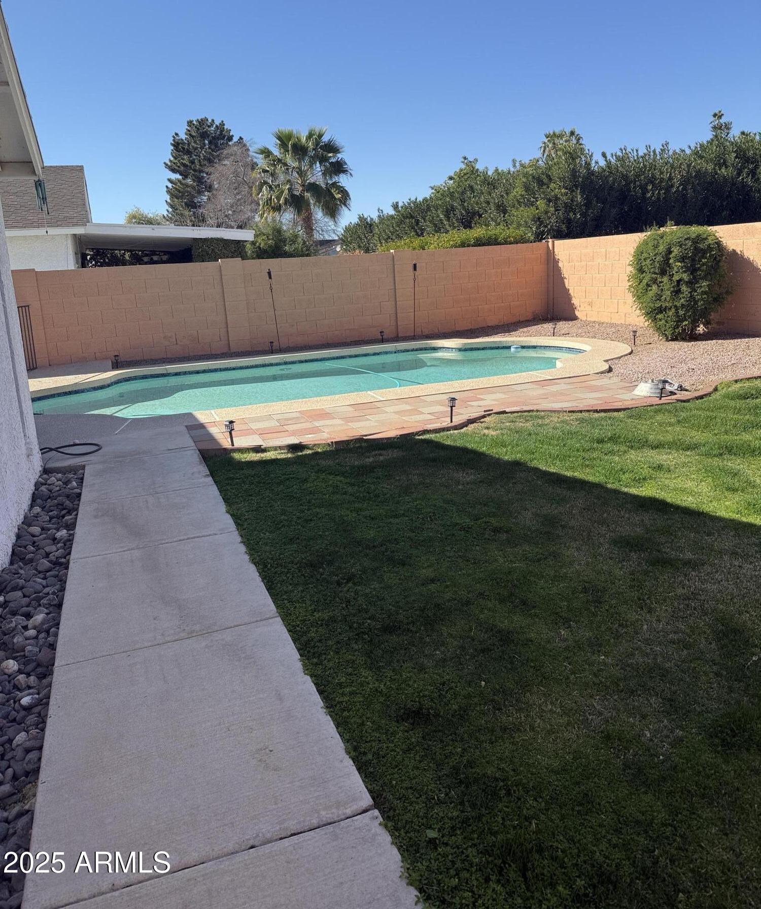 Photo #28