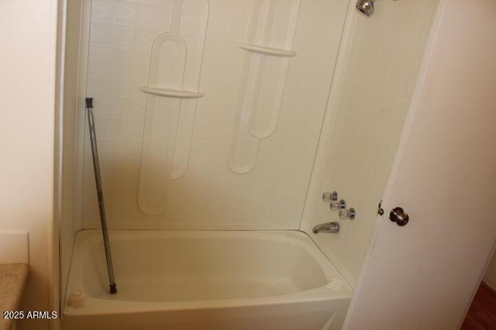 Photo #12