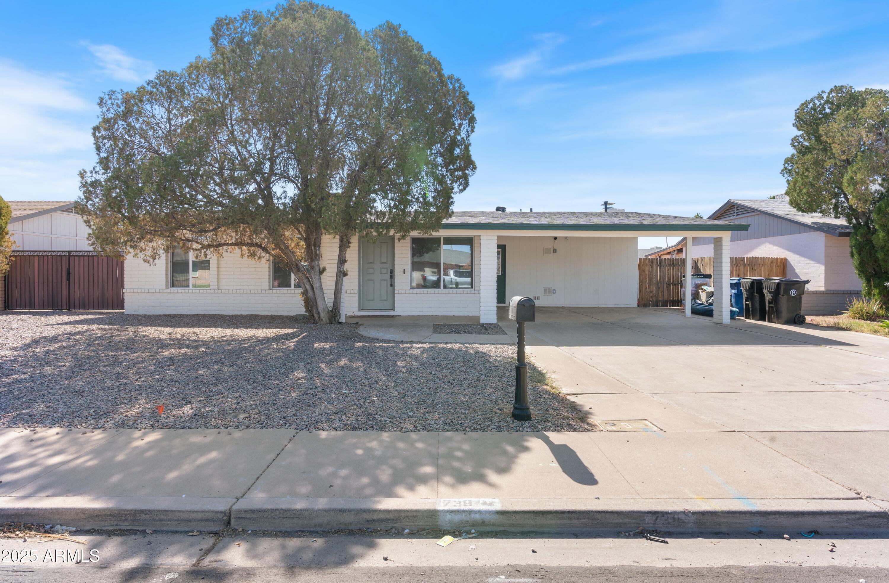 Photo one of 739 E Glade Ave Mesa AZ 85204 | MLS 6824018