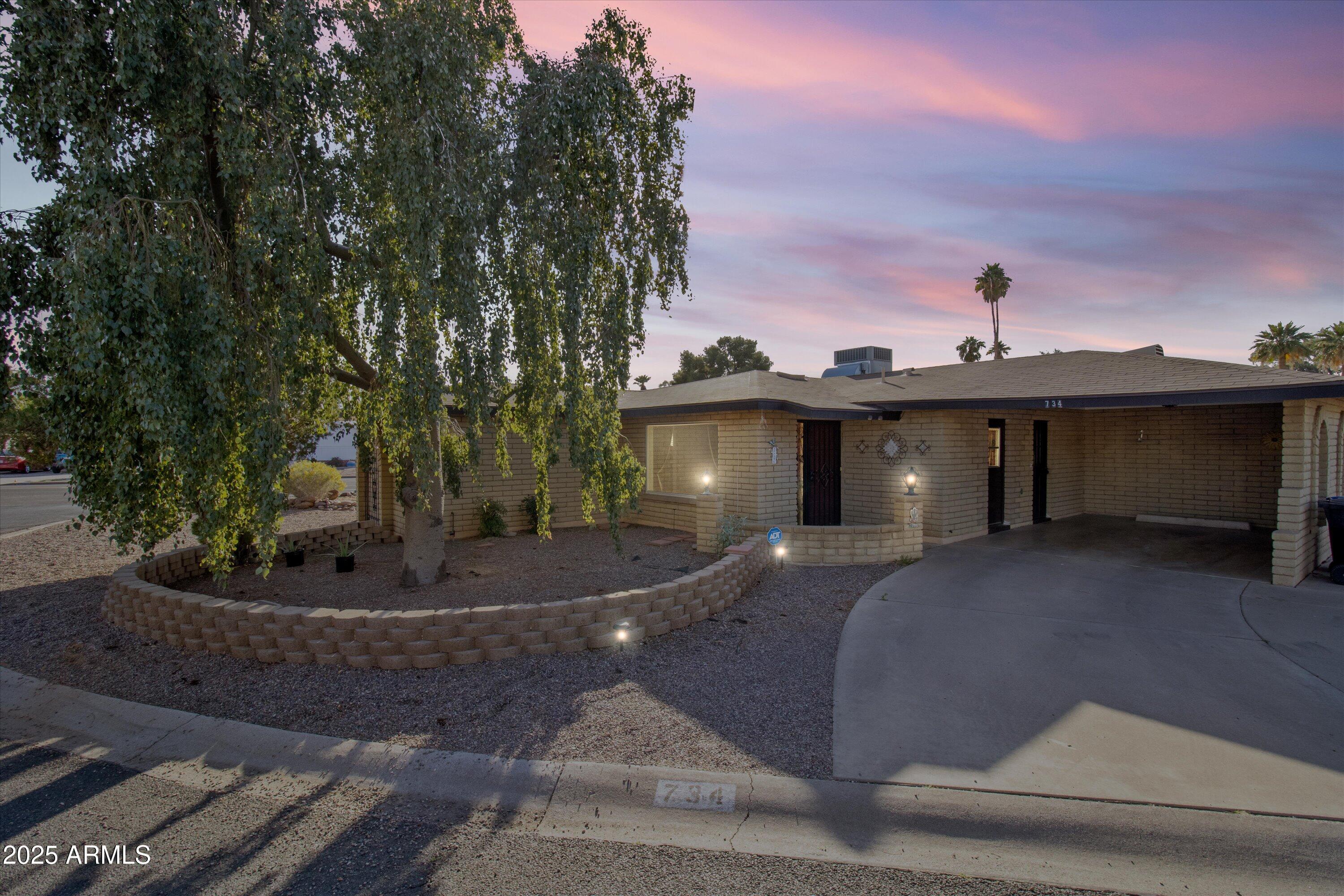 Photo one of 734 S Edgewater Dr Mesa AZ 85208 | MLS 6824989