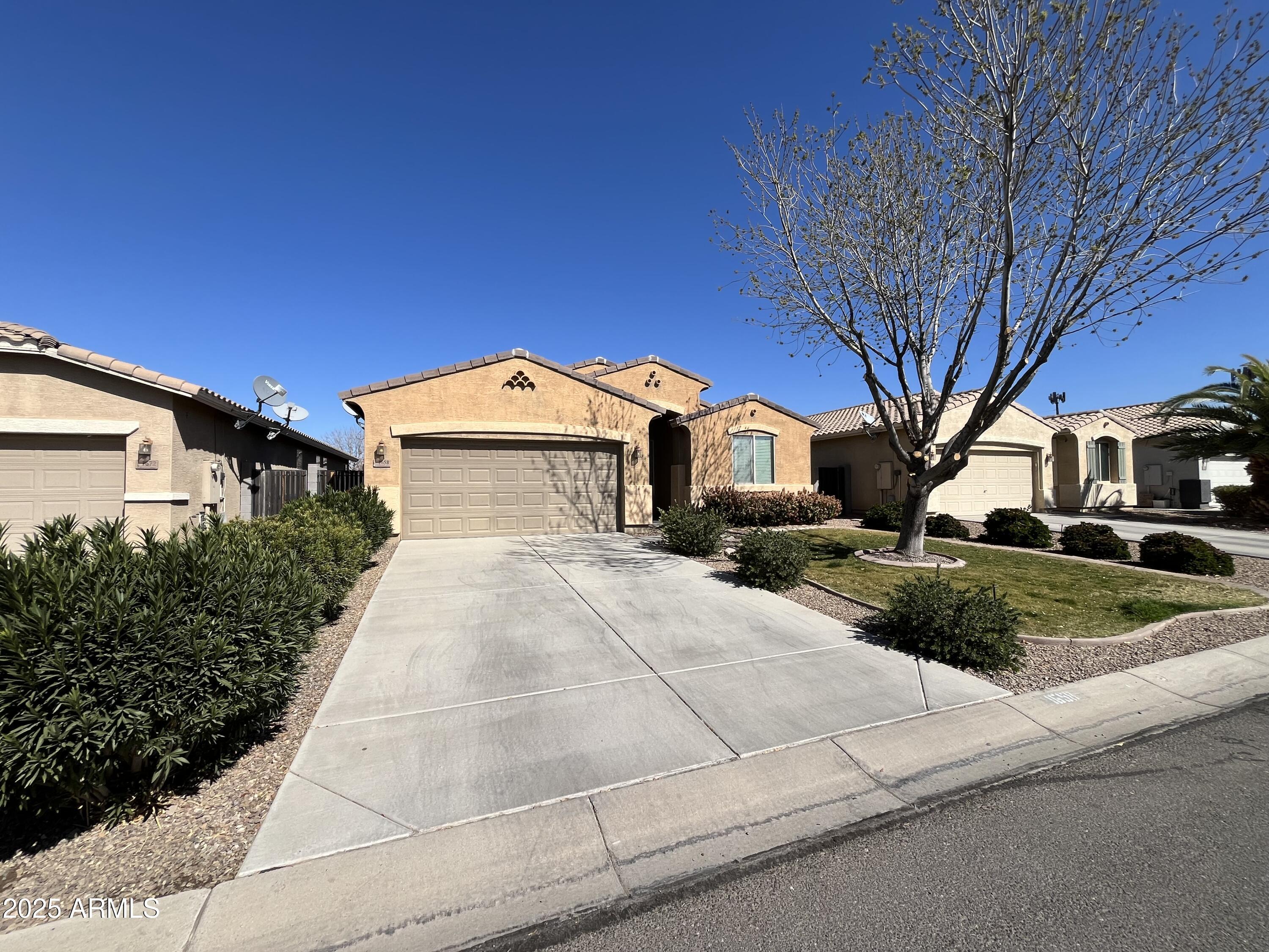 Photo one of 1658 W Paisley Dr San Tan Valley AZ 85144 | MLS 6825347