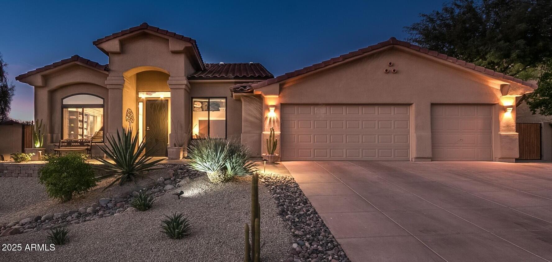 Photo one of 17366 E Via Del Oro St Fountain Hills AZ 85268 | MLS 6827481