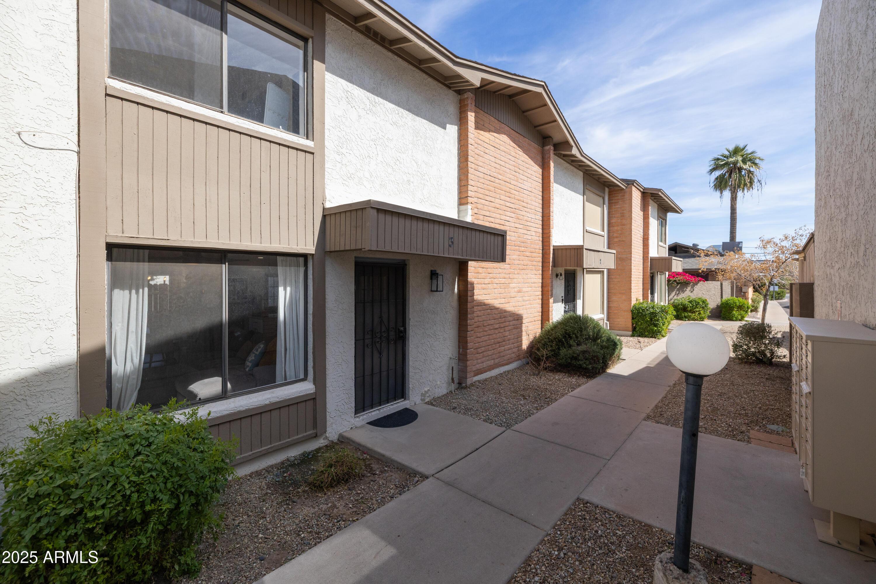 Photo one of 5106 N 17Th Ave # 3 Phoenix AZ 85015 | MLS 6827450