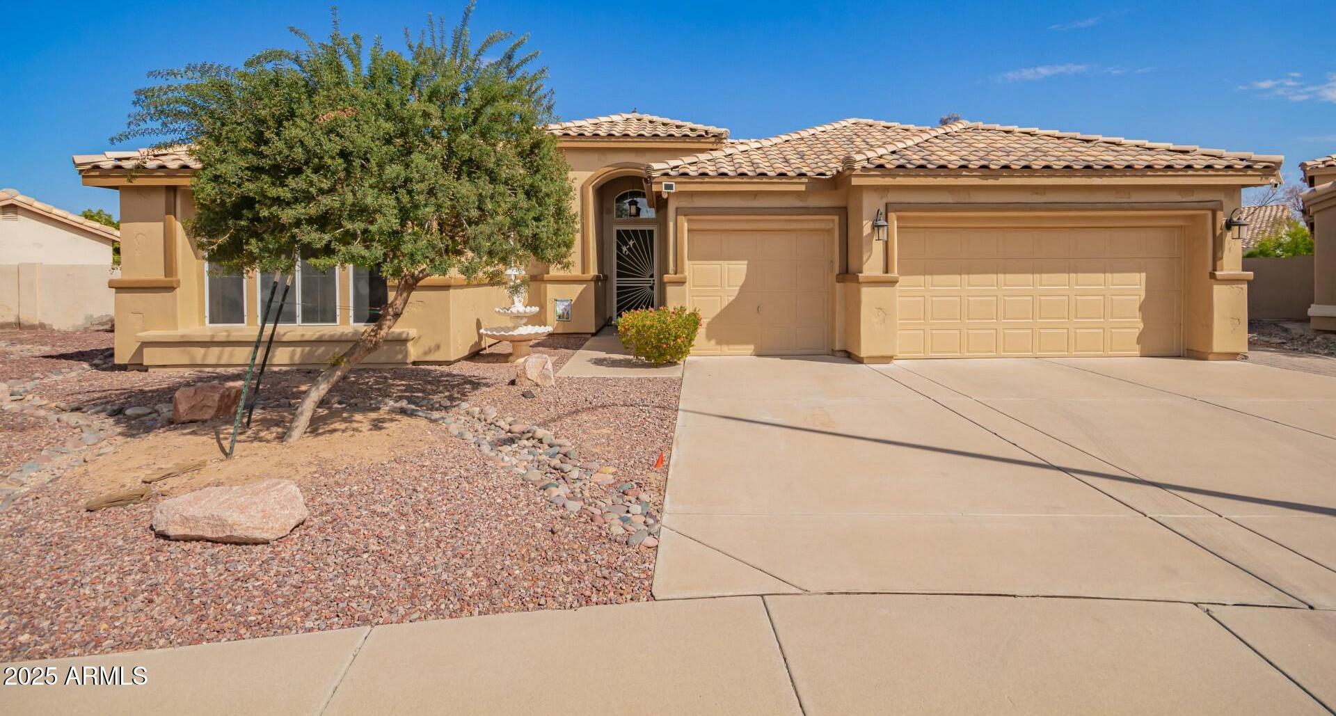 Photo one of 3350 W Ivanhoe Ct Chandler AZ 85226 | MLS 6827538