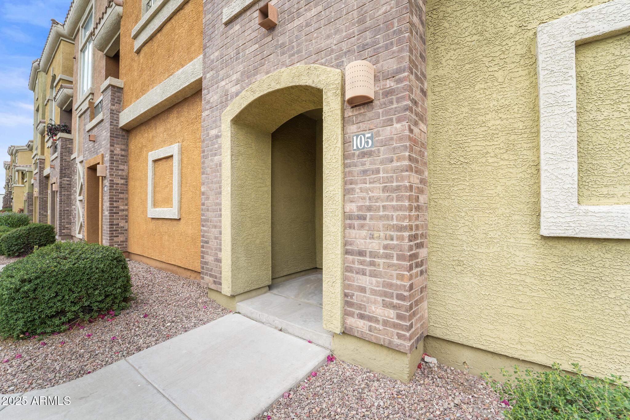 Photo one of 18250 N Cave Creek Rd # 105 Phoenix AZ 85032 | MLS 6829315