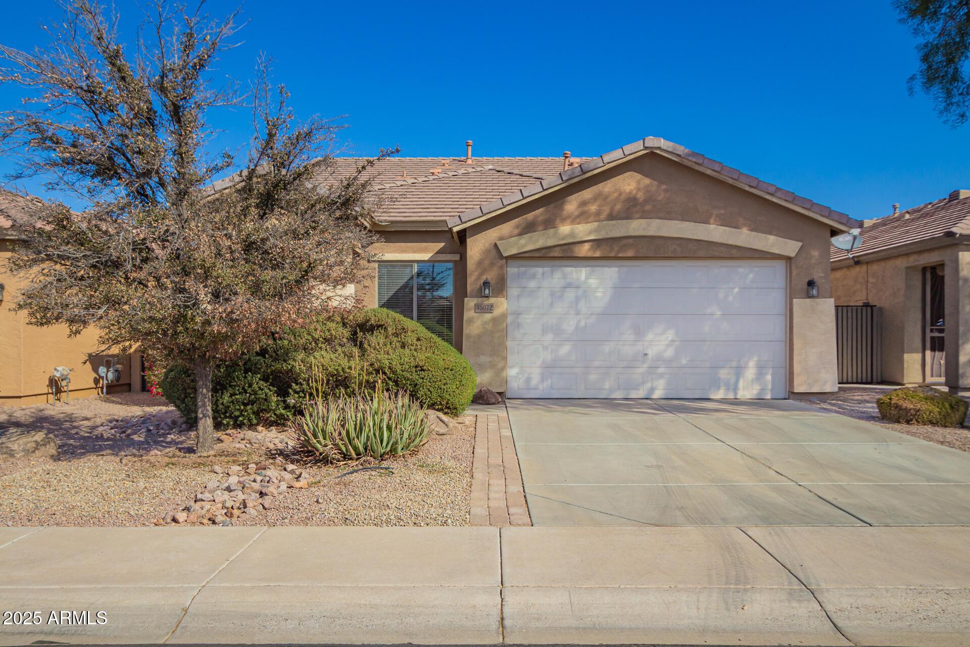 Photo one of 46072 W Barbara Ln Maricopa AZ 85139 | MLS 6829381