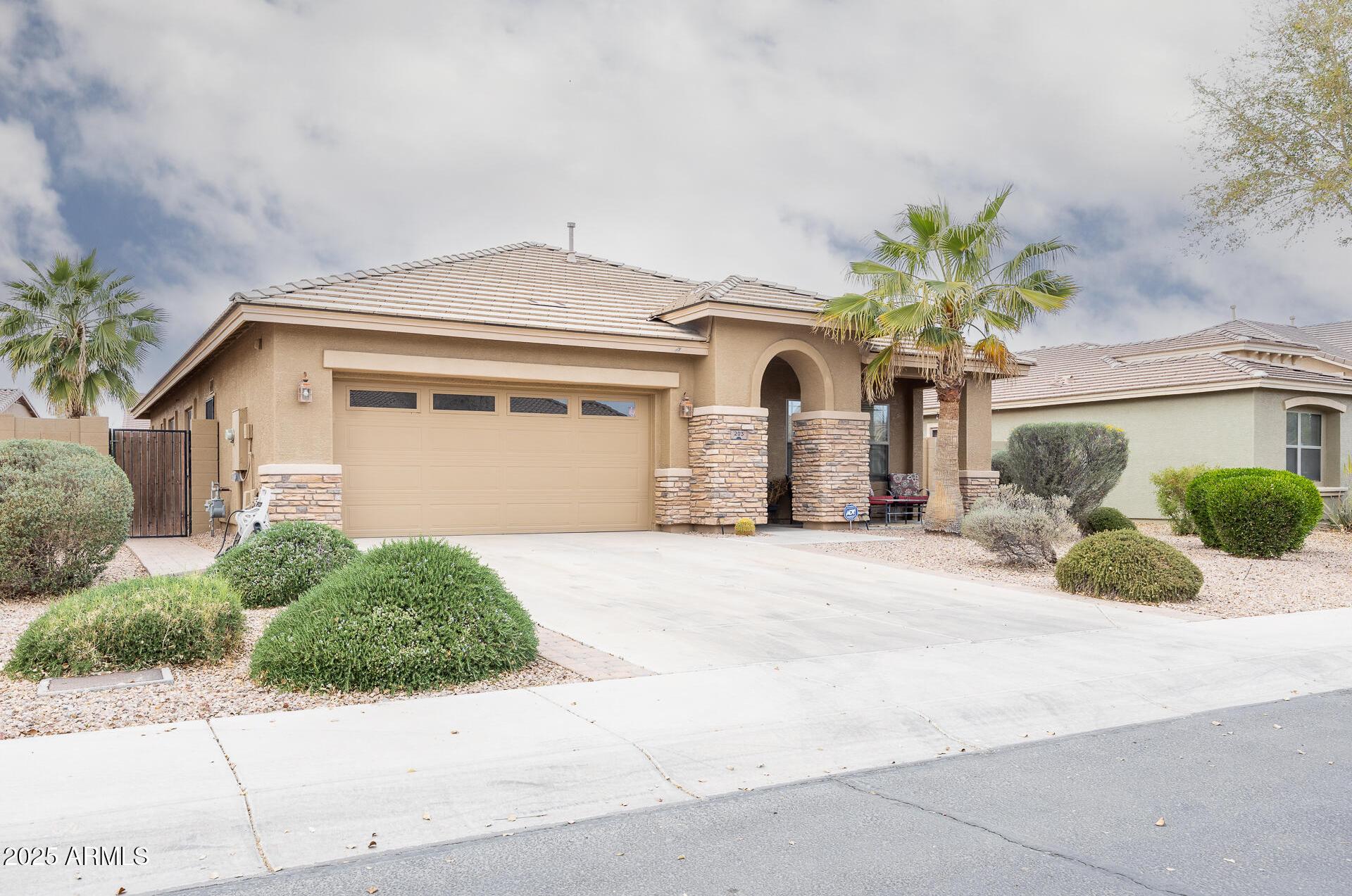 Photo one of 203 S La Amador Trl Casa Grande AZ 85194 | MLS 6829441