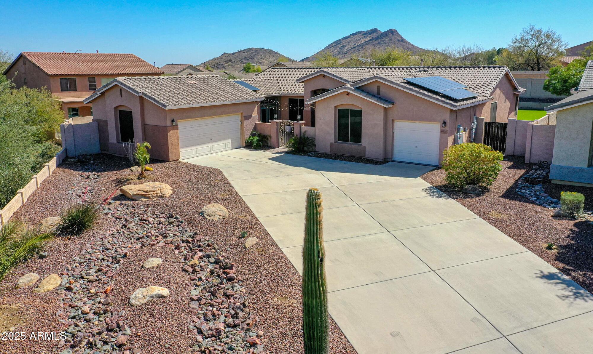 Photo one of 6603 W Via Dona Rd Phoenix AZ 85083 | MLS 6829450