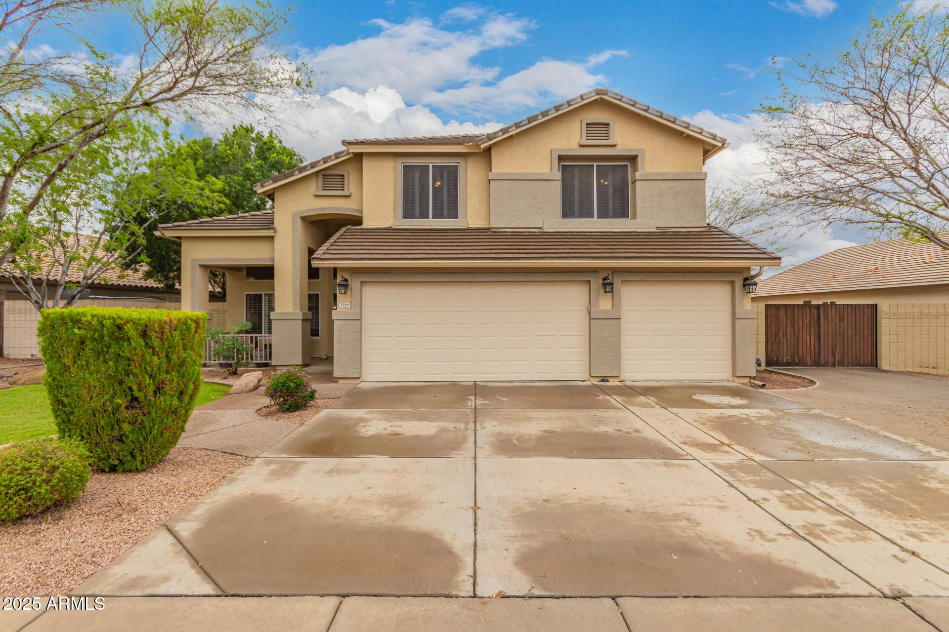 Photo one of 1165 E Erie St Gilbert AZ 85295 | MLS 6829575