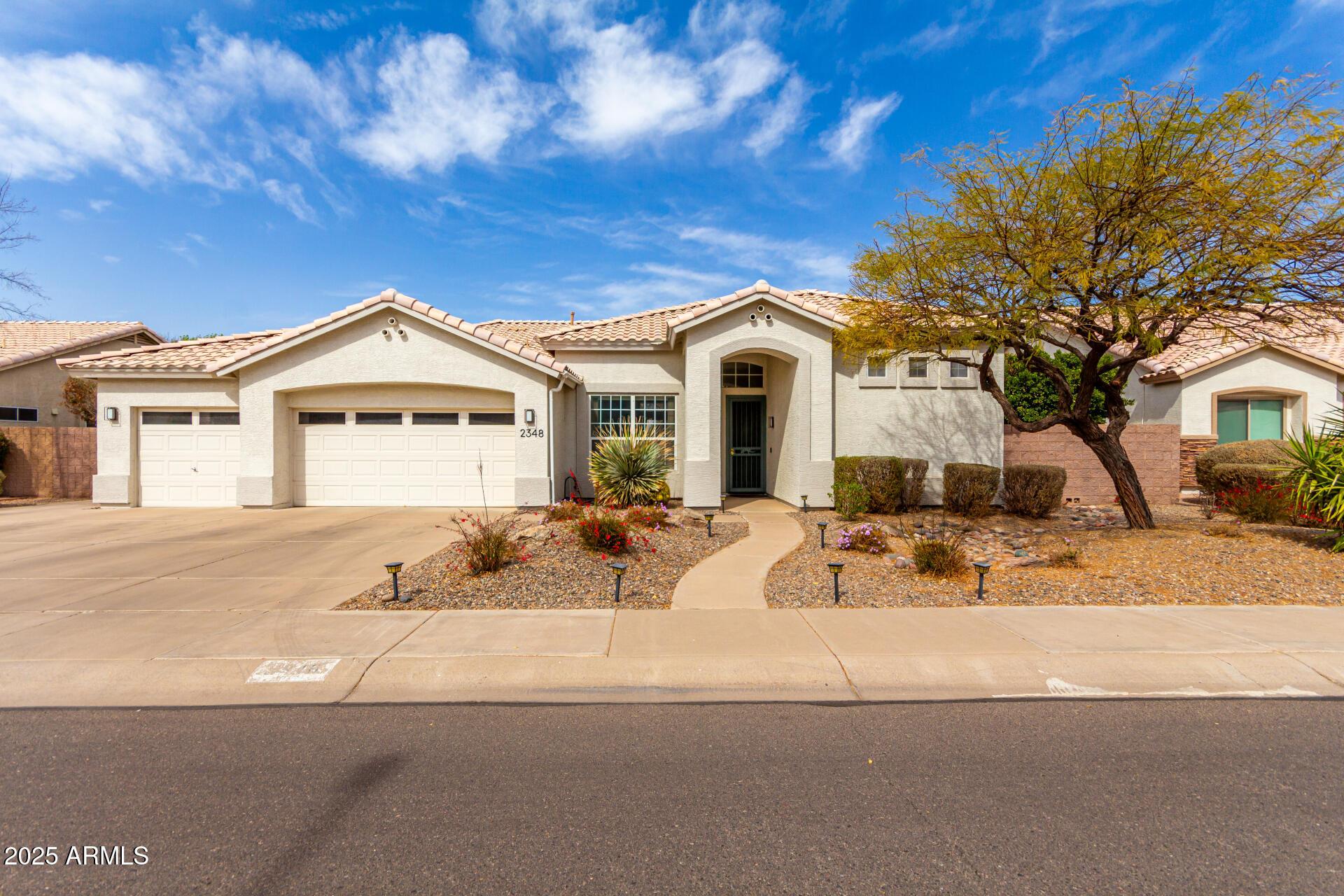 Photo one of 2348 W Flint St Chandler AZ 85224 | MLS 6829511