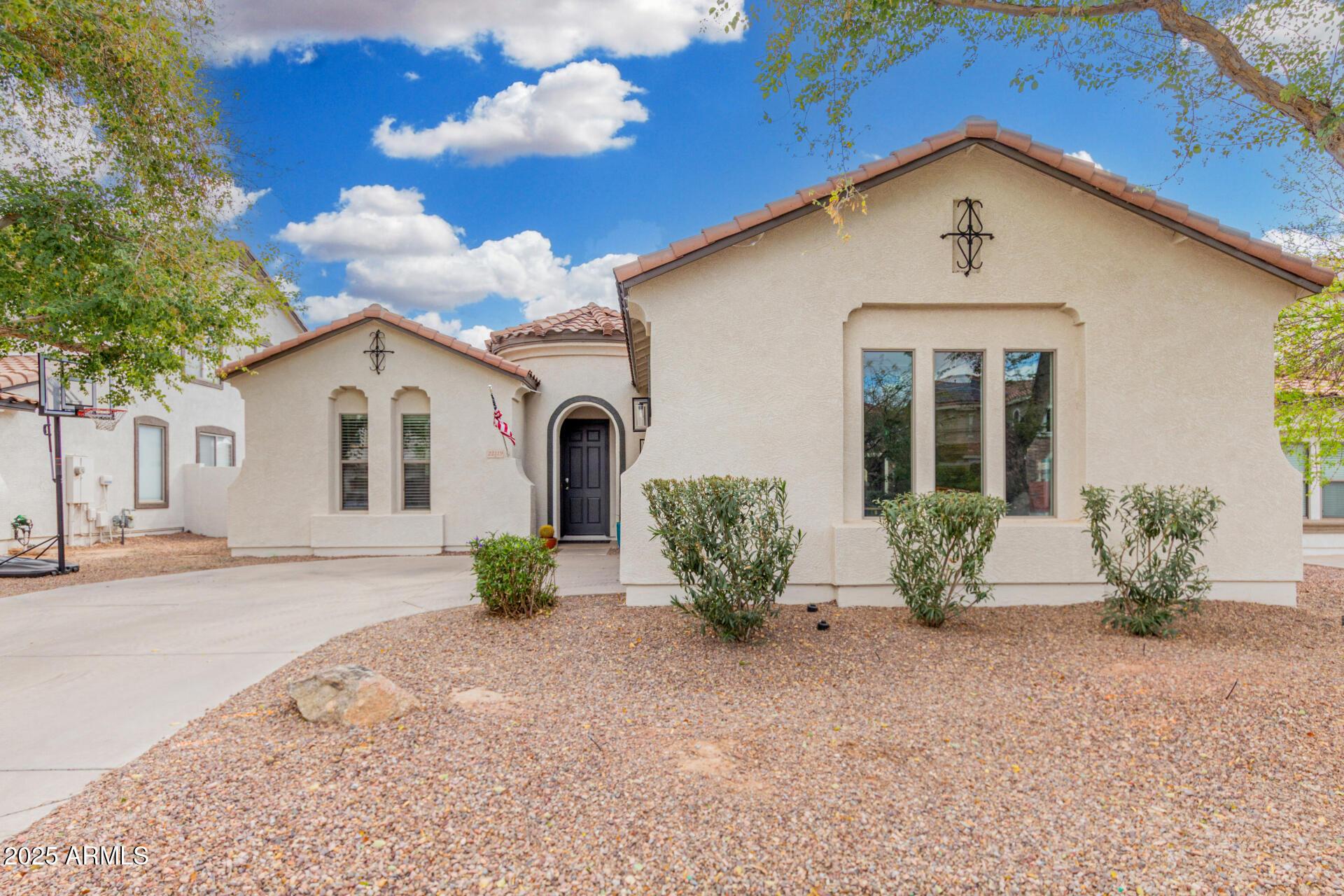 Photo one of 22319 E Via De Olivos -- Queen Creek AZ 85142 | MLS 6830136