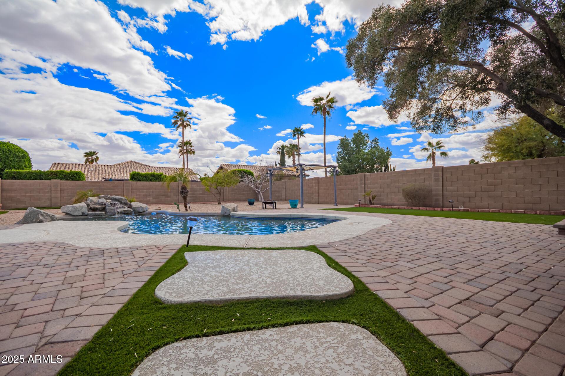 Photo one of 14609 W Marcus Dr Surprise AZ 85374 | MLS 6830214