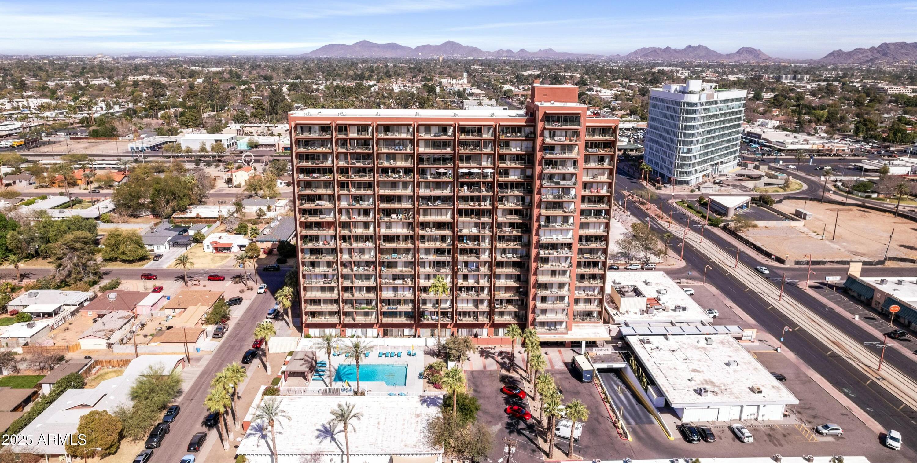 Photo one of 4750 N Central Ave # 12H Phoenix AZ 85012 | MLS 6830272