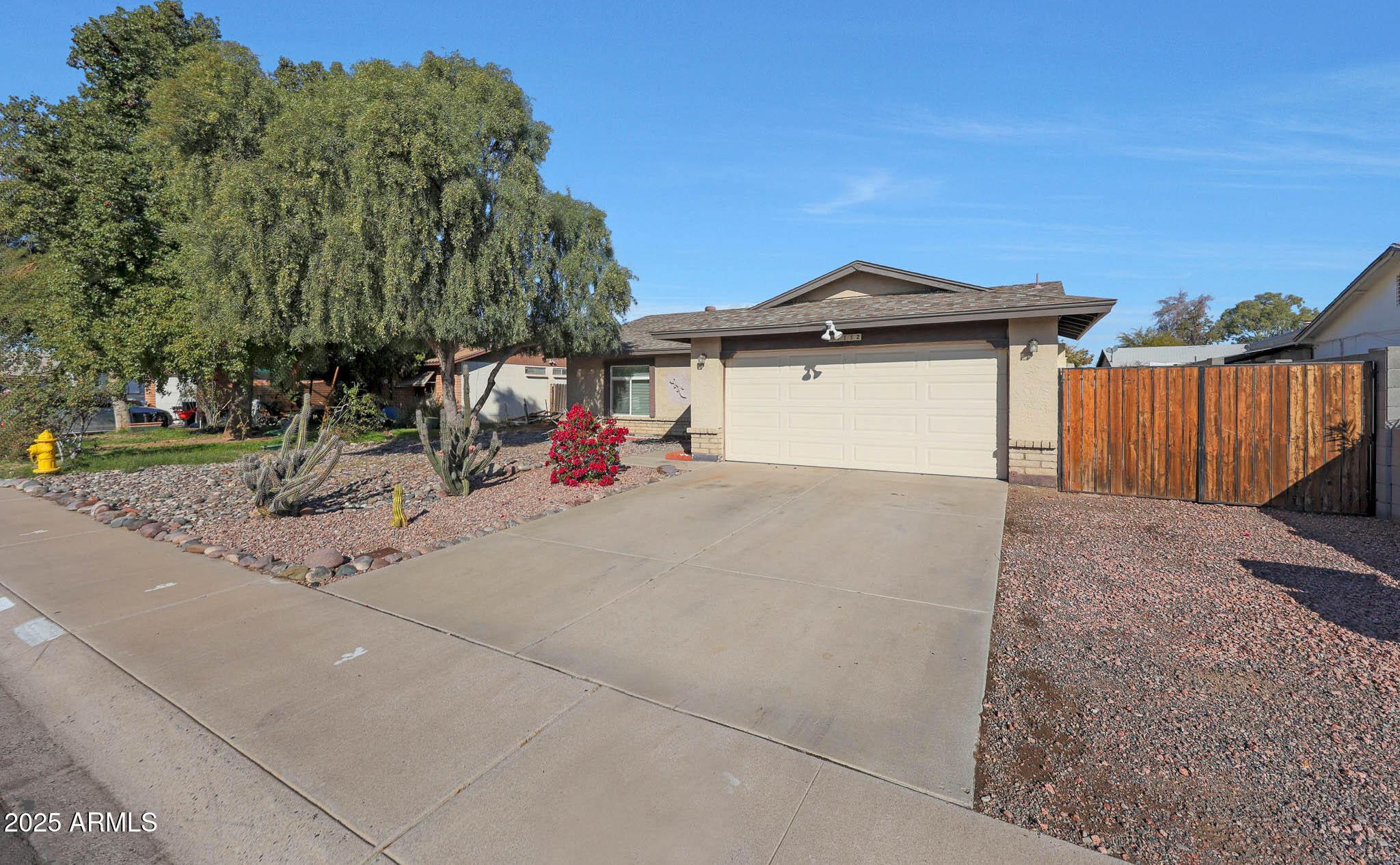 Photo one of 7132 W Vermont Ave Glendale AZ 85303 | MLS 6830257