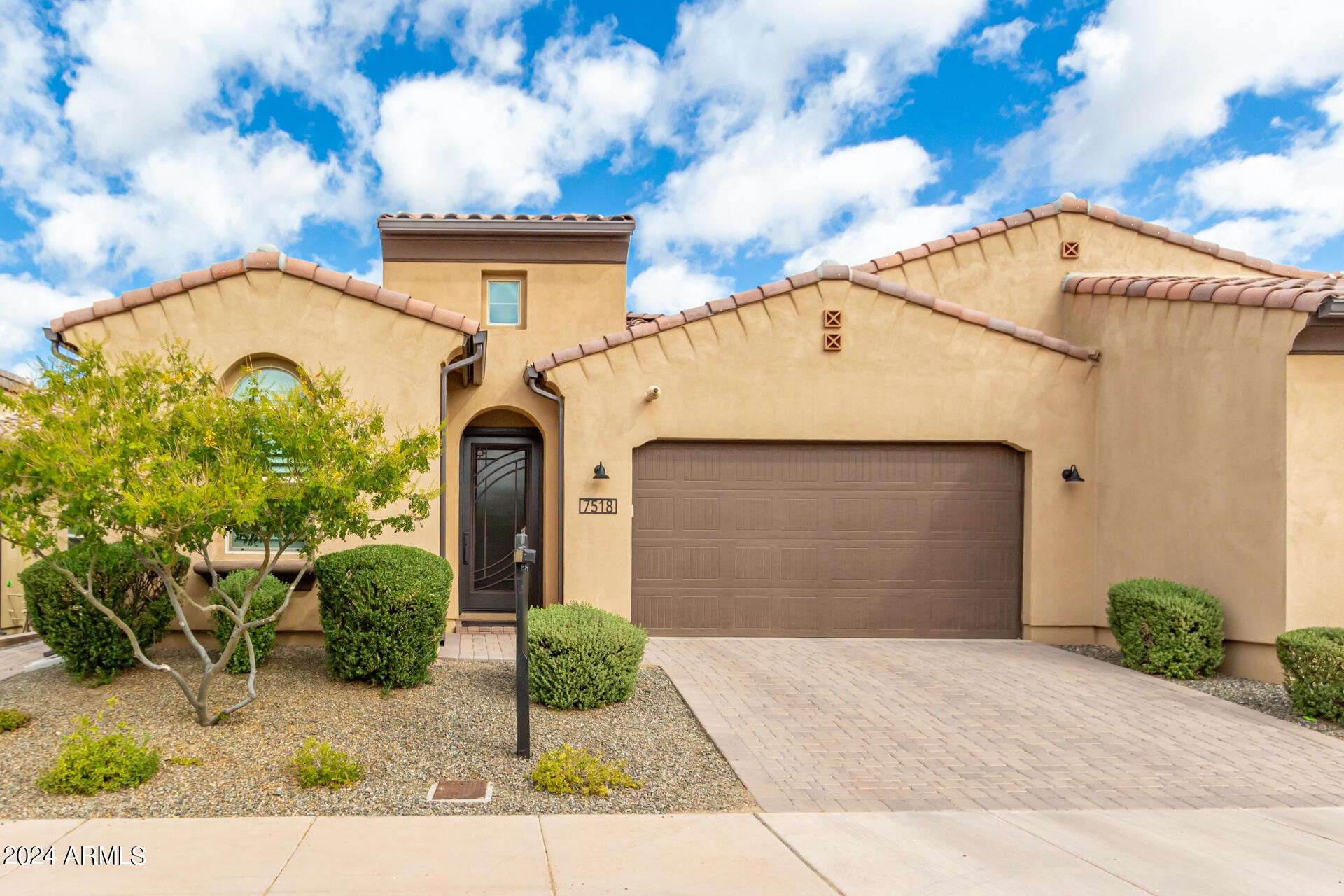 Photo one of 7518 E Vista Bonita Dr Scottsdale AZ 85255 | MLS 6830265