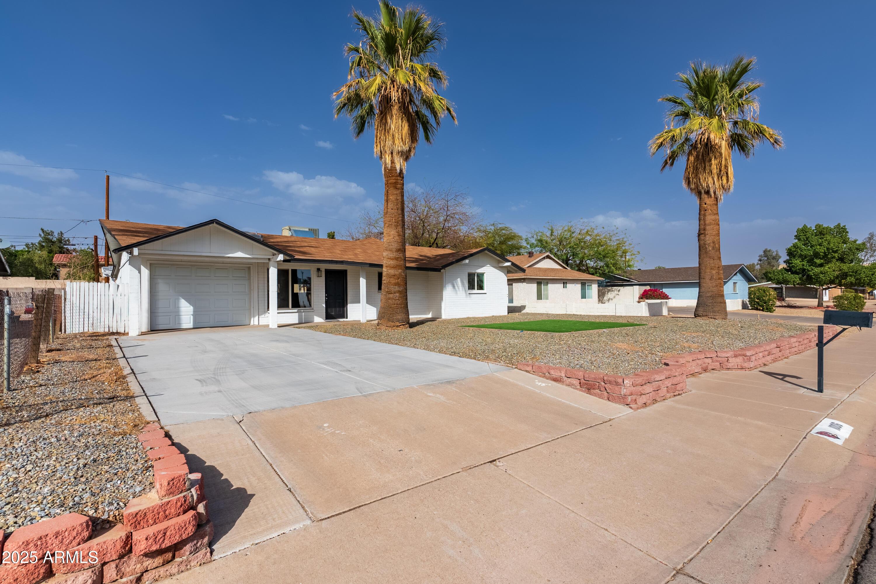 Photo one of 1006 E Weber Dr Tempe AZ 85288 | MLS 6830452