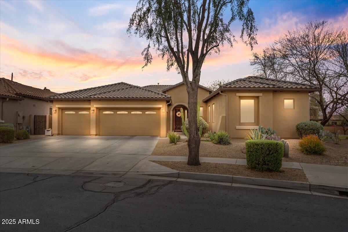 Photo one of 2025 W Calle Del Sol -- Phoenix AZ 85085 | MLS 6830476