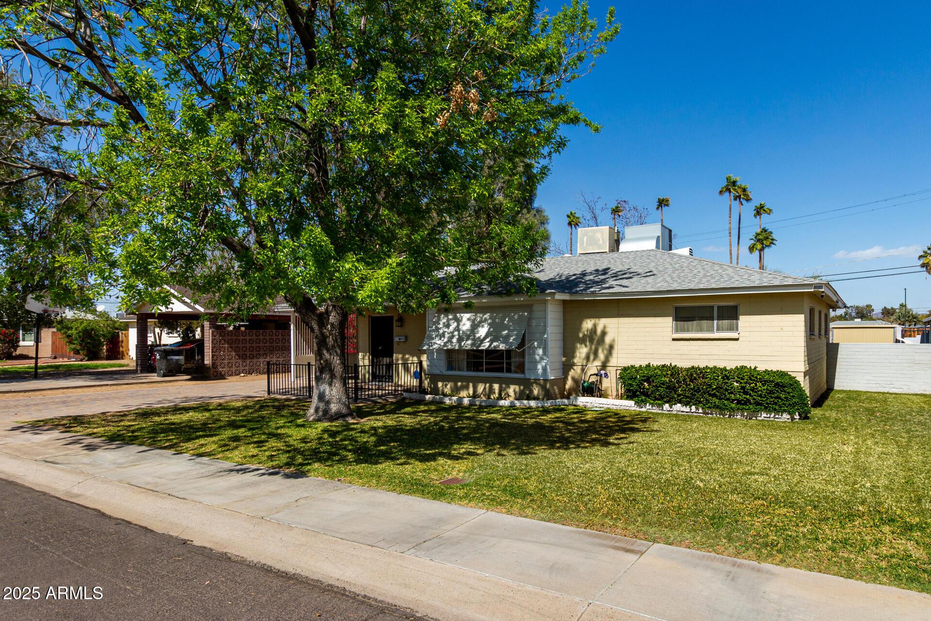 Photo one of 1320 W Mariposa St Phoenix AZ 85013 | MLS 6830567