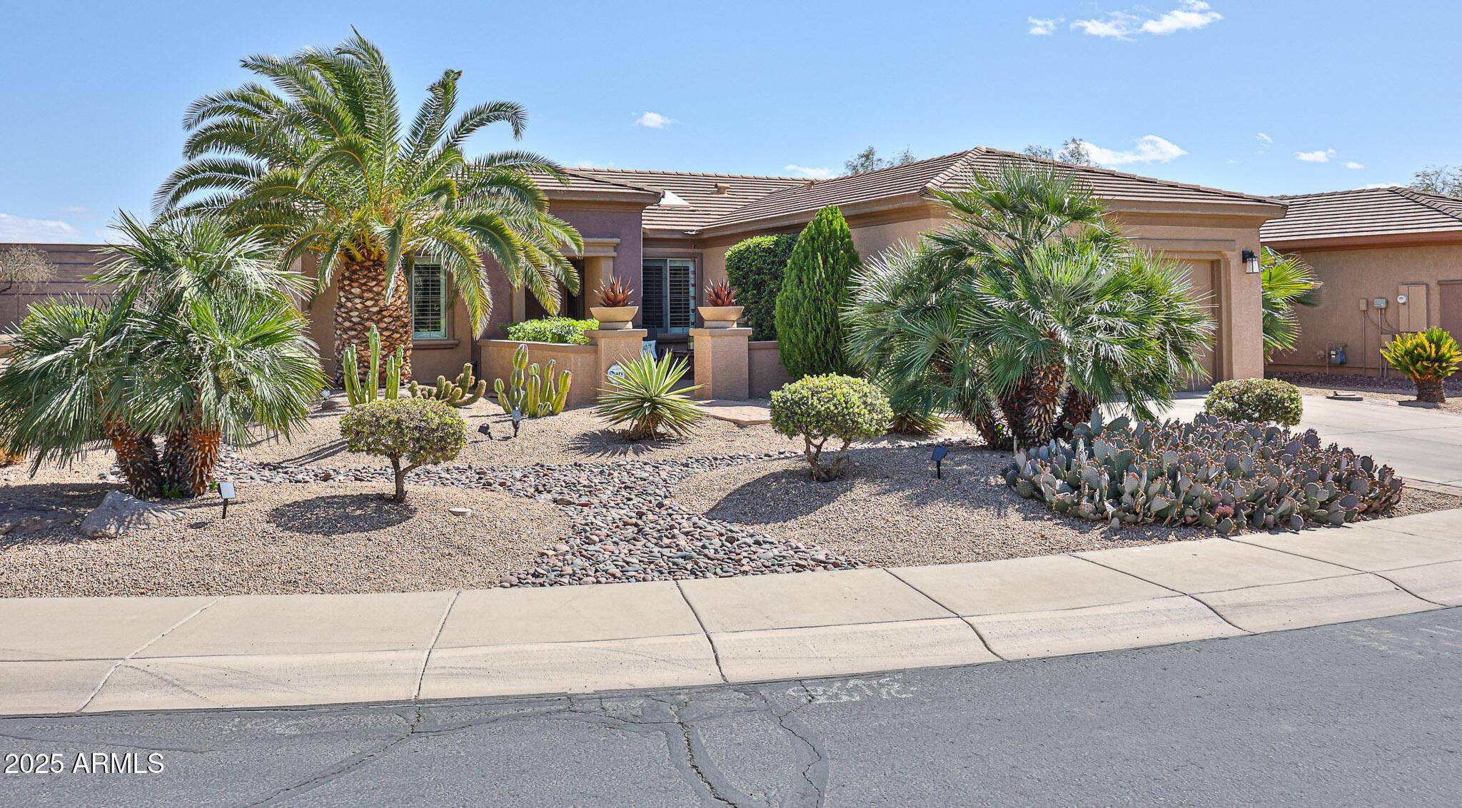 Photo one of 19437 N Guardian Ln Surprise AZ 85387 | MLS 6830554