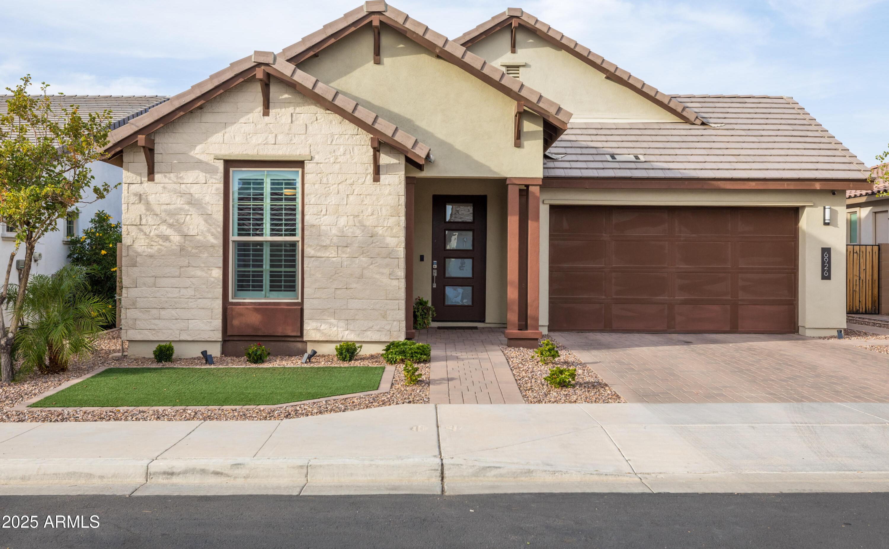 Photo one of 6926 W Spur Dr Peoria AZ 85383 | MLS 6830596