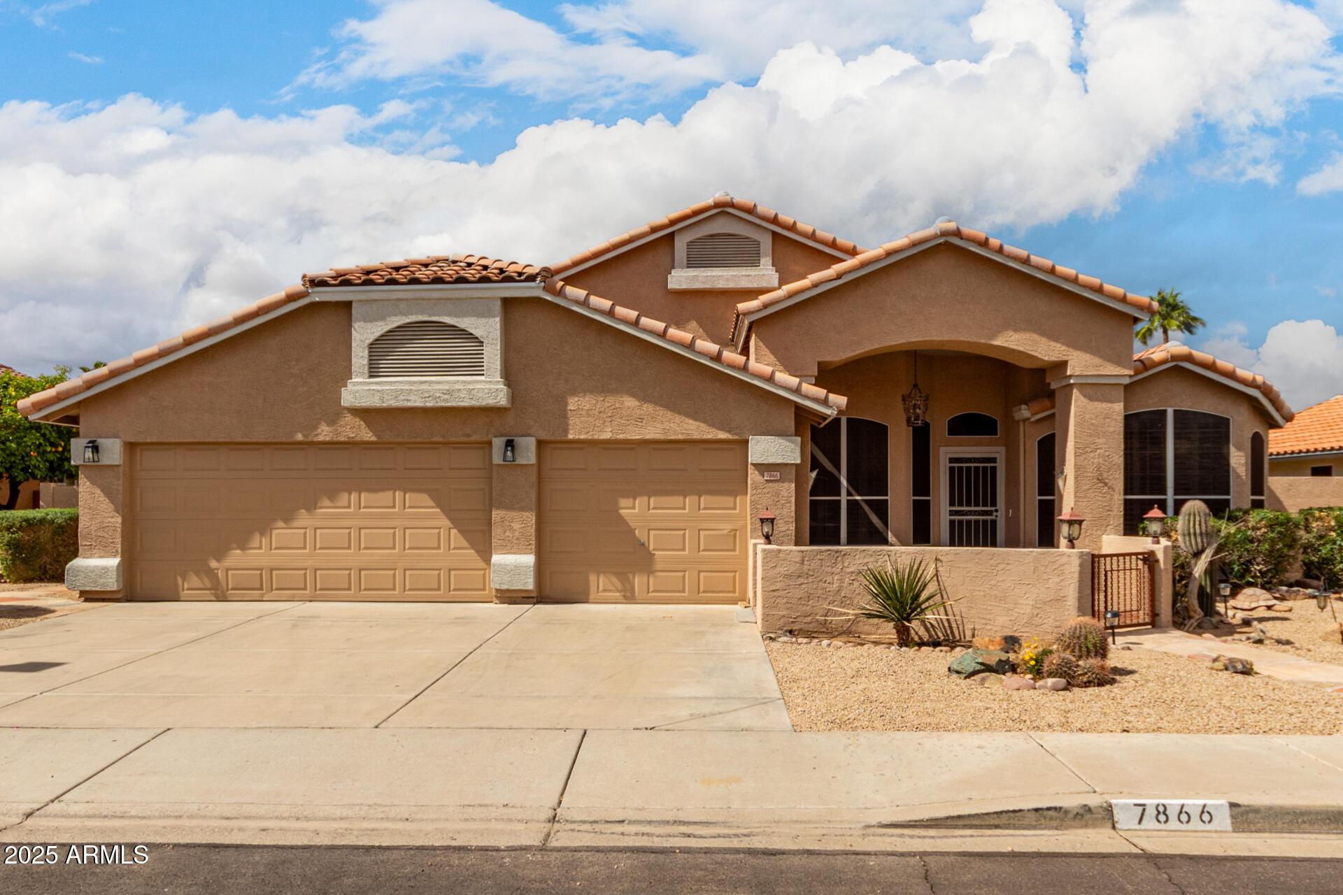 Photo one of 7866 W Taro Ln Glendale AZ 85308 | MLS 6830535