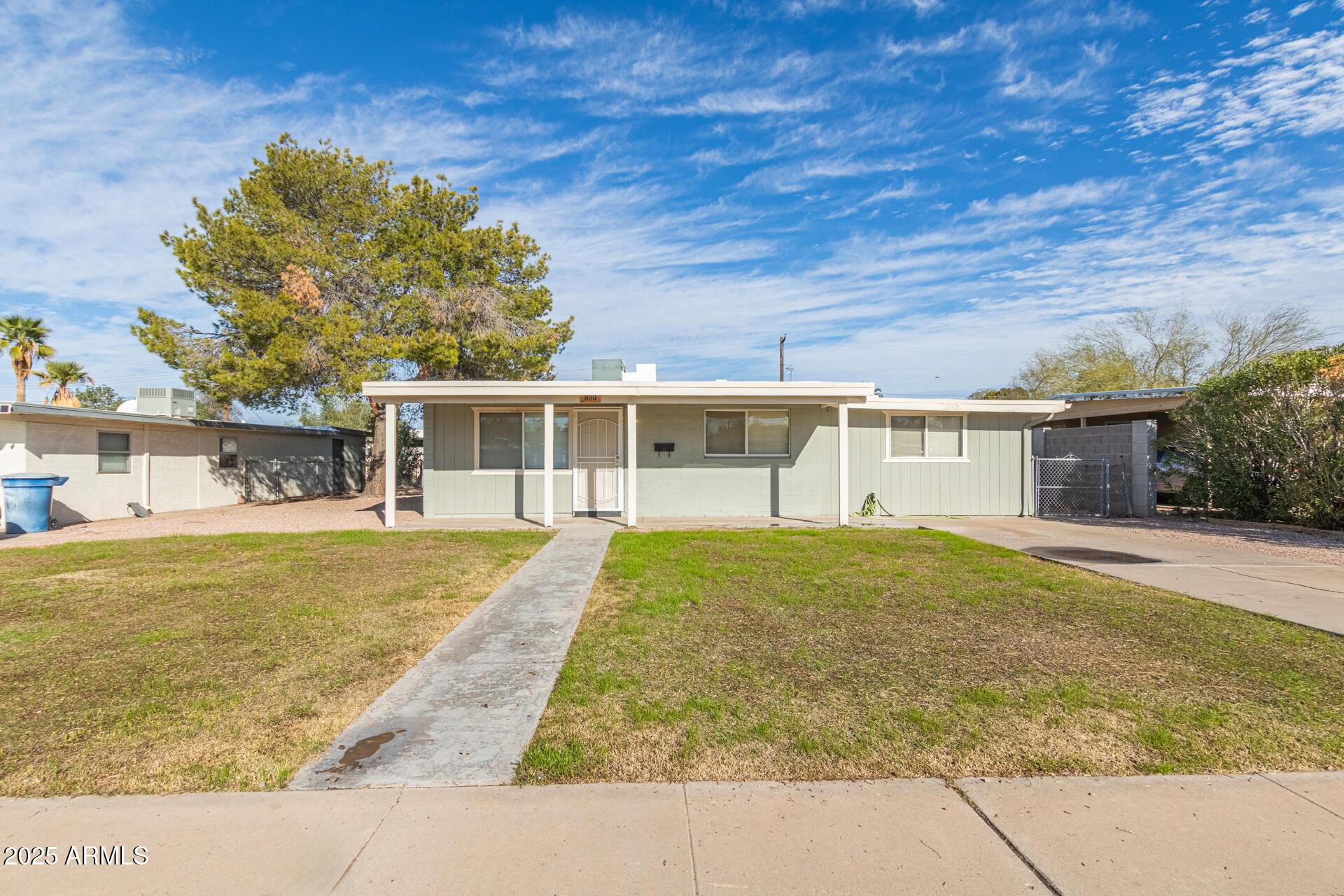 Photo one of 800 W 12Th St Tempe AZ 85281 | MLS 6830507