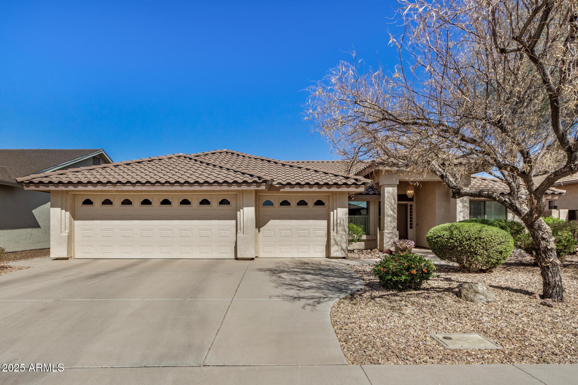 Photo one of 11046 E Naranja Ave Mesa AZ 85209 | MLS 6830782