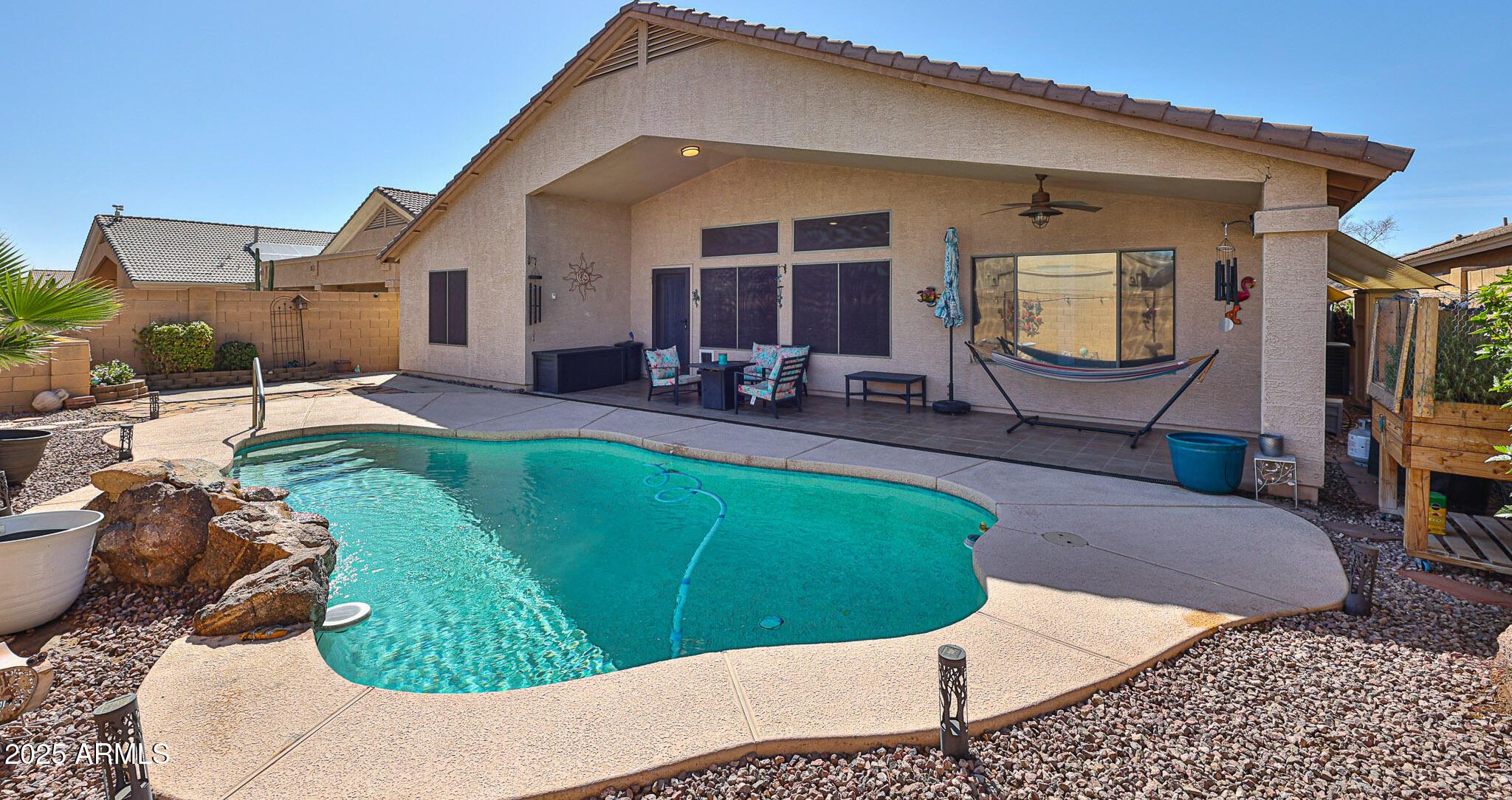 Photo one of 12814 W Windrose Dr El Mirage AZ 85335 | MLS 6830911