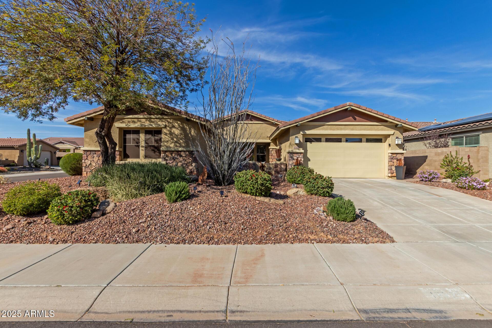 Photo one of 12320 W Lone Tree Trl Peoria AZ 85383 | MLS 6831219