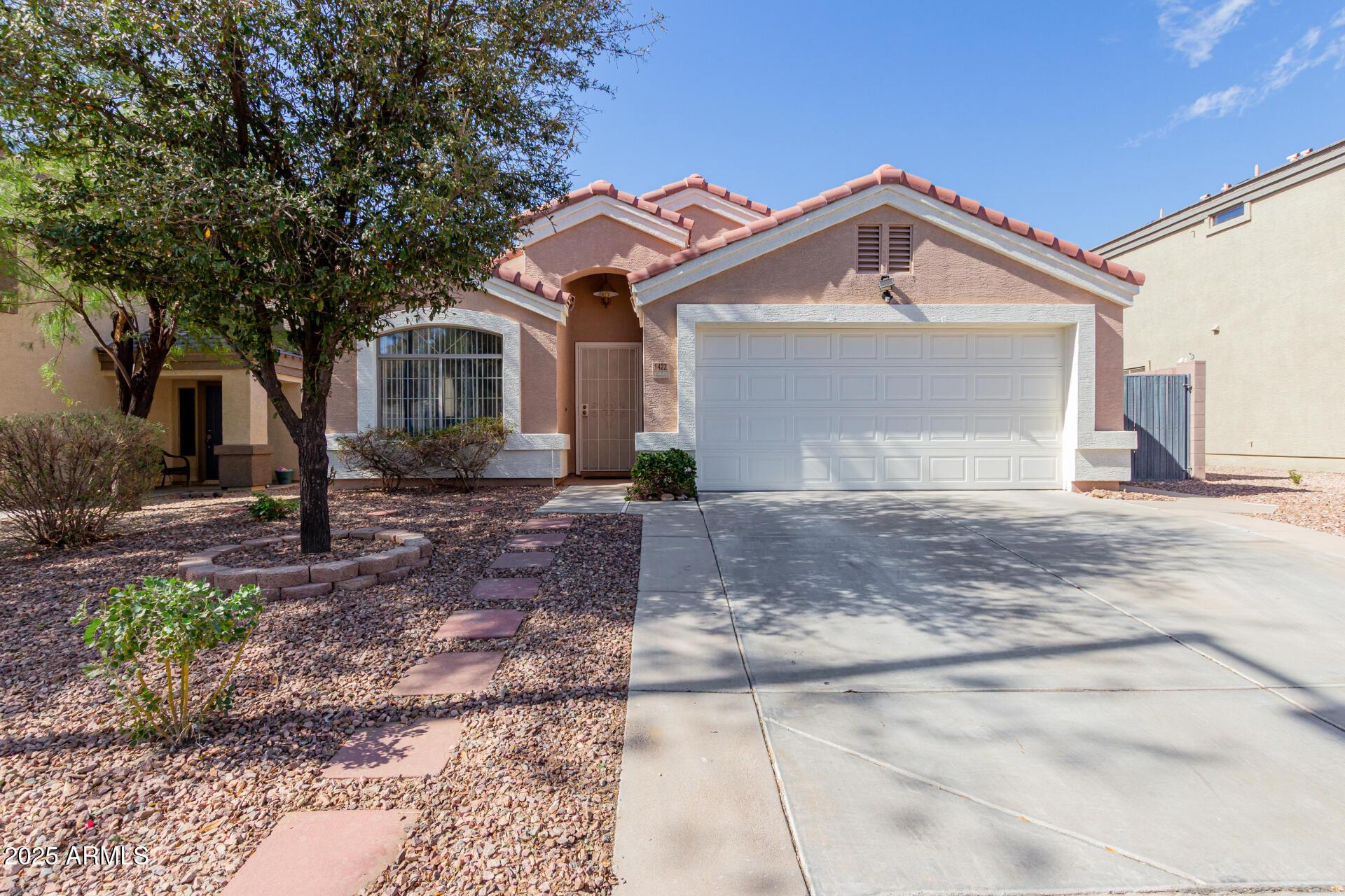 Photo one of 1422 S 231St Ln Buckeye AZ 85326 | MLS 6831245