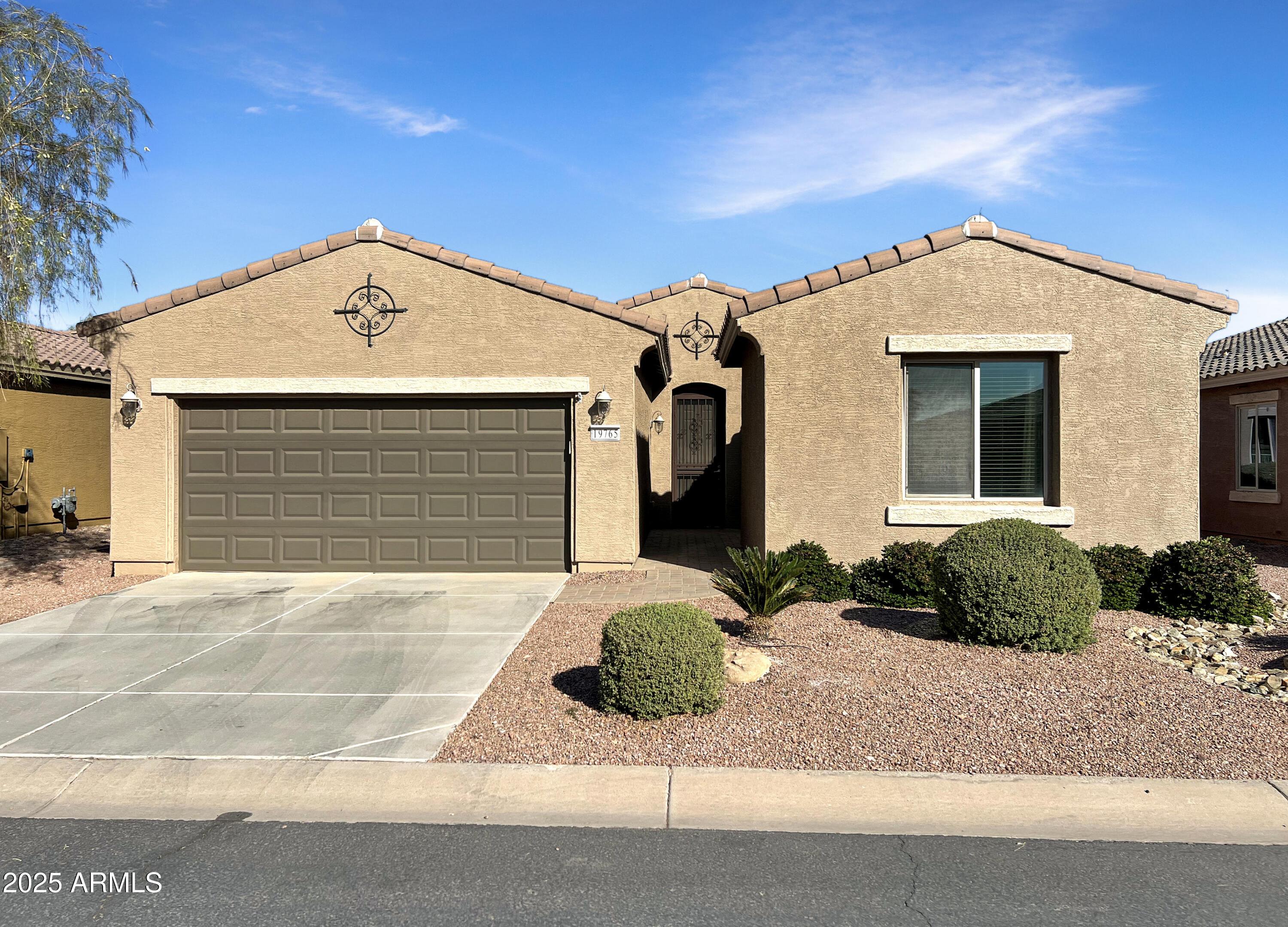 Photo one of 19765 N Swan Ct Maricopa AZ 85138 | MLS 6831450