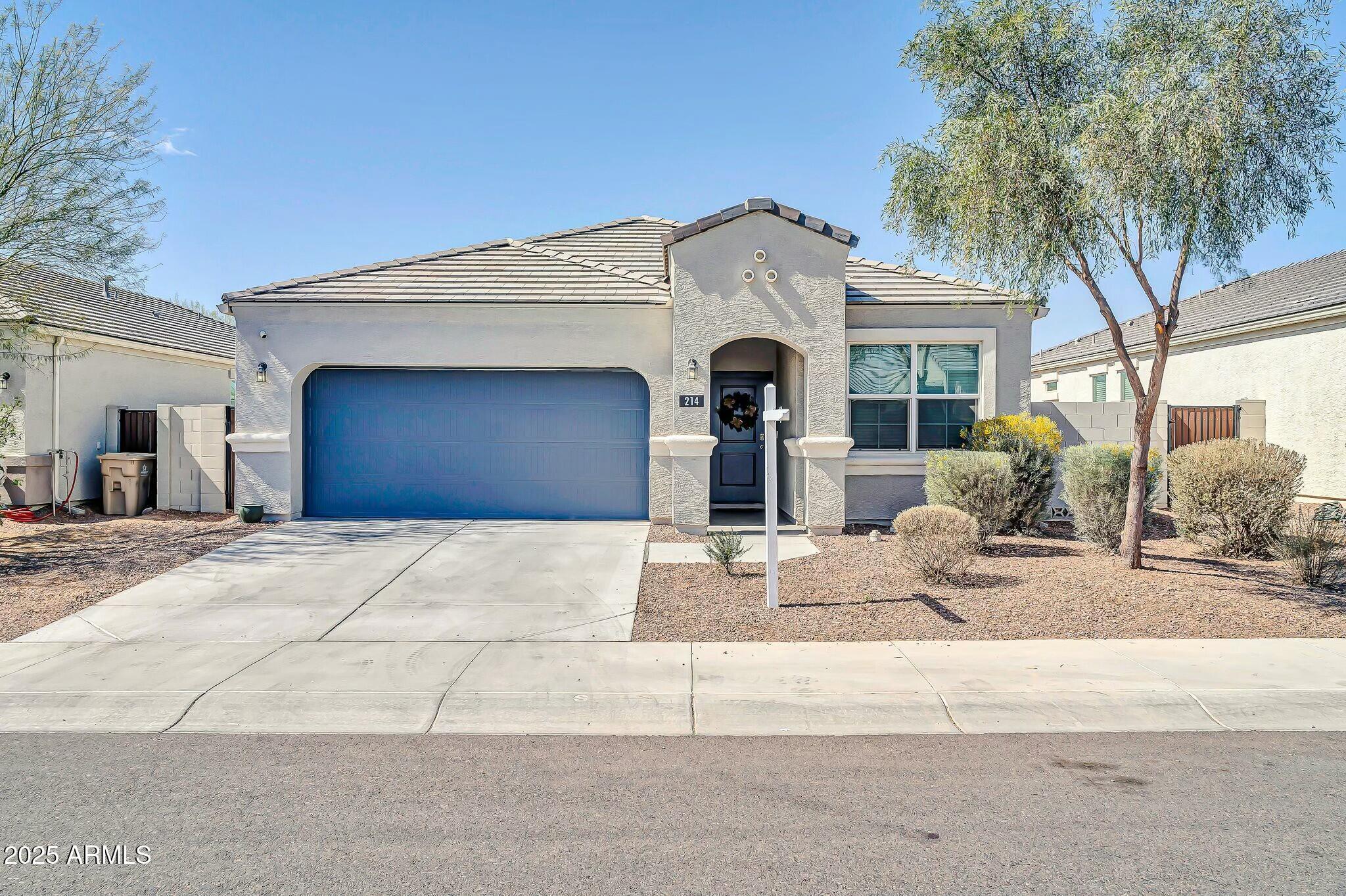 Photo one of 214 N 190Th Dr Buckeye AZ 85326 | MLS 6831423