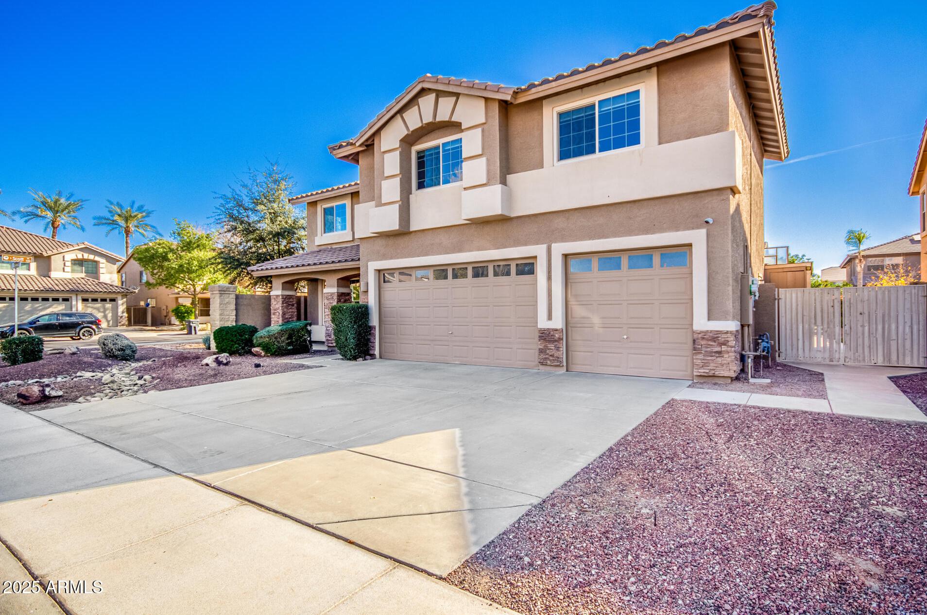 Photo one of 2977 E Teakwood Pl Chandler AZ 85249 | MLS 6831561