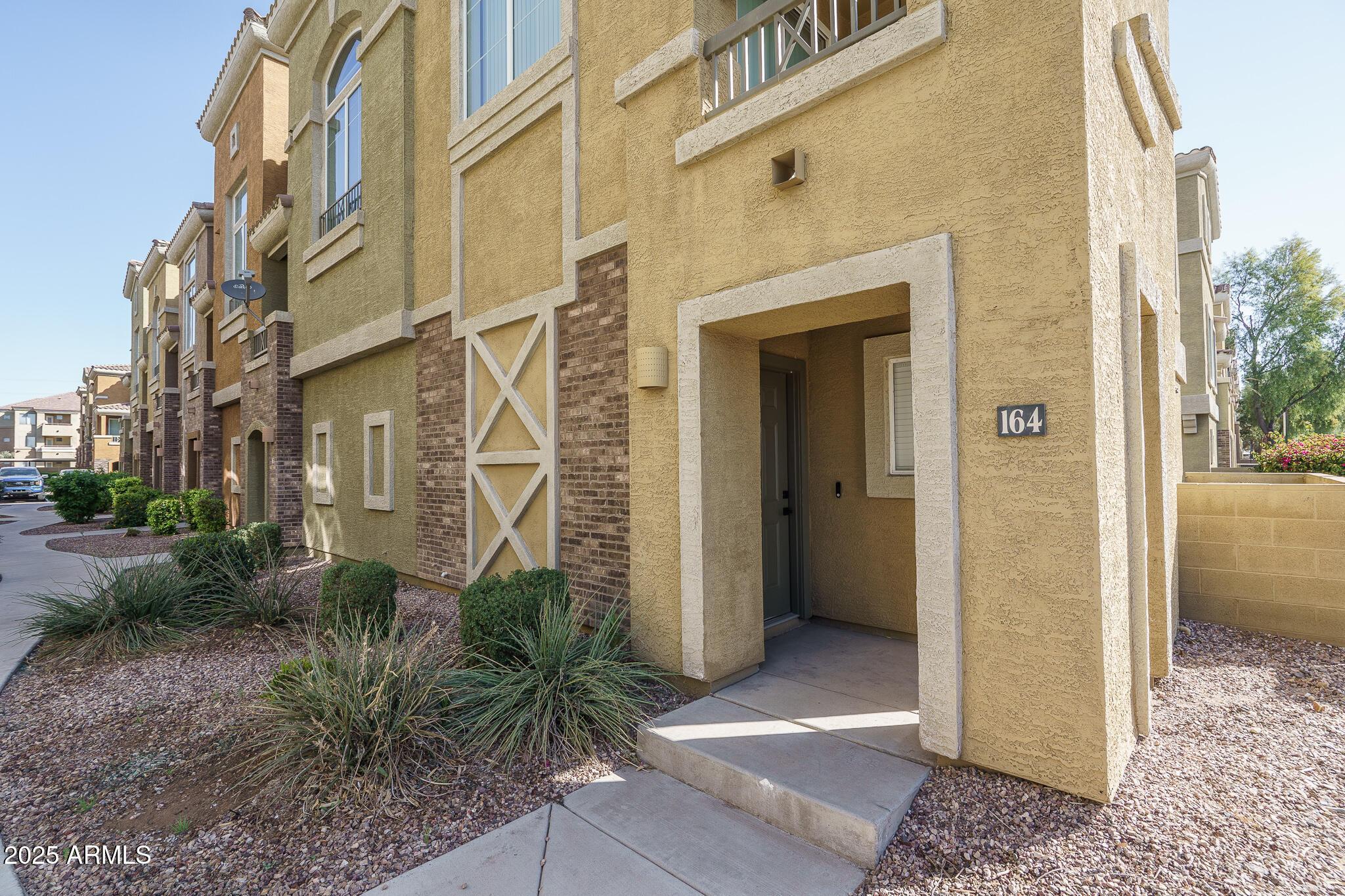 Photo one of 18250 N Cave Creek Rd # 164 Phoenix AZ 85032 | MLS 6831704