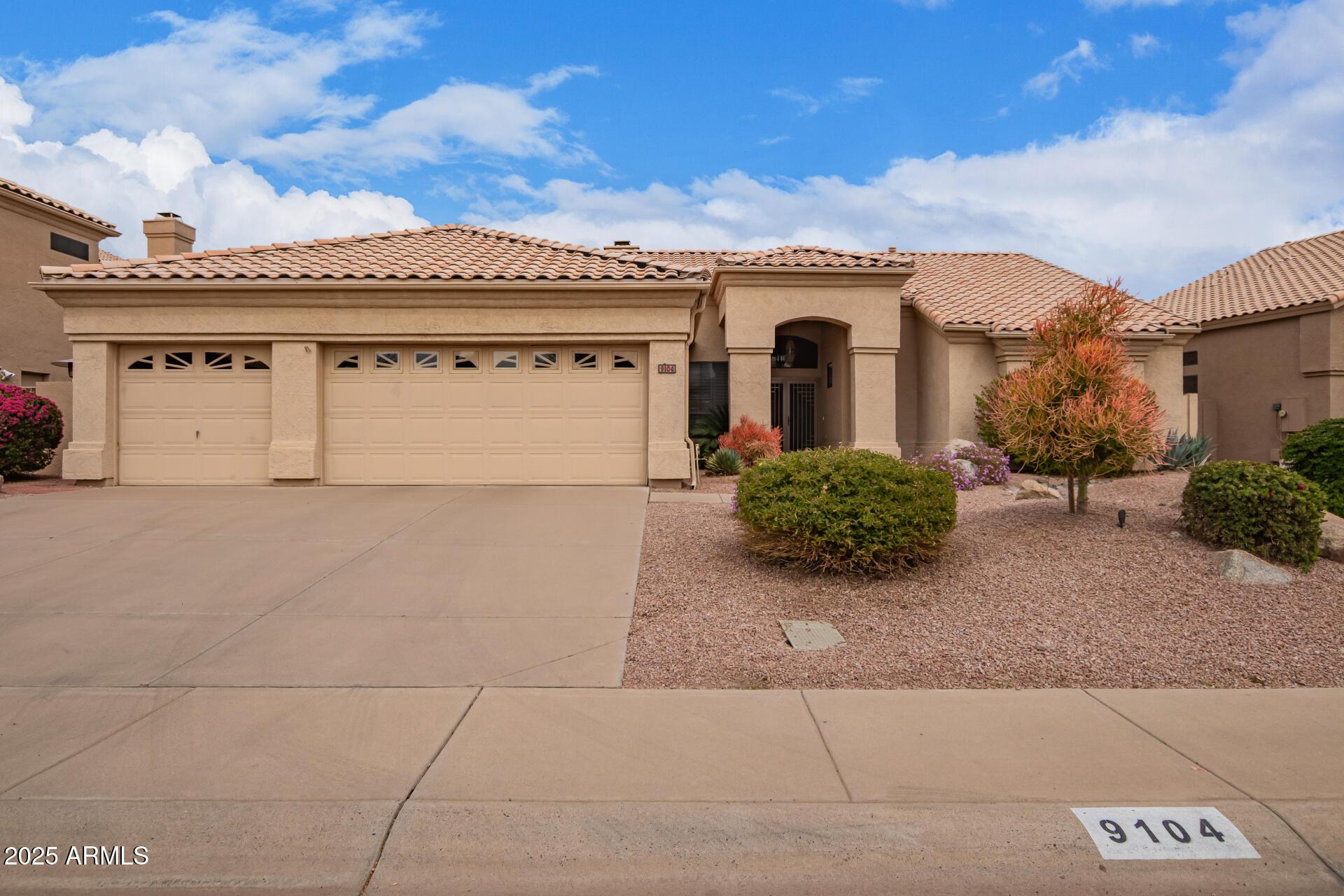 Photo one of 9104 E Hillery Dr Scottsdale AZ 85260 | MLS 6831901