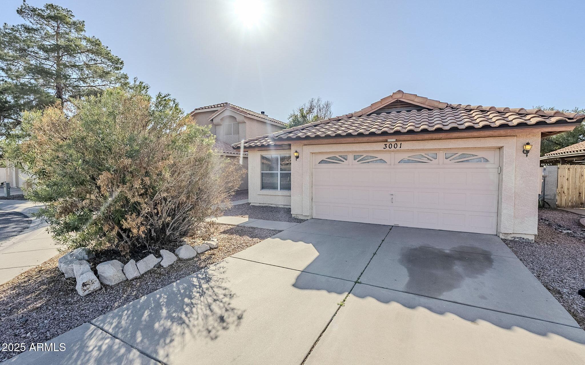 Photo one of 3001 E Amber Ridge Way Phoenix AZ 85048 | MLS 6832079